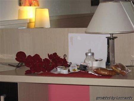 Hold - Luxury Bed & Breakfast Rome
