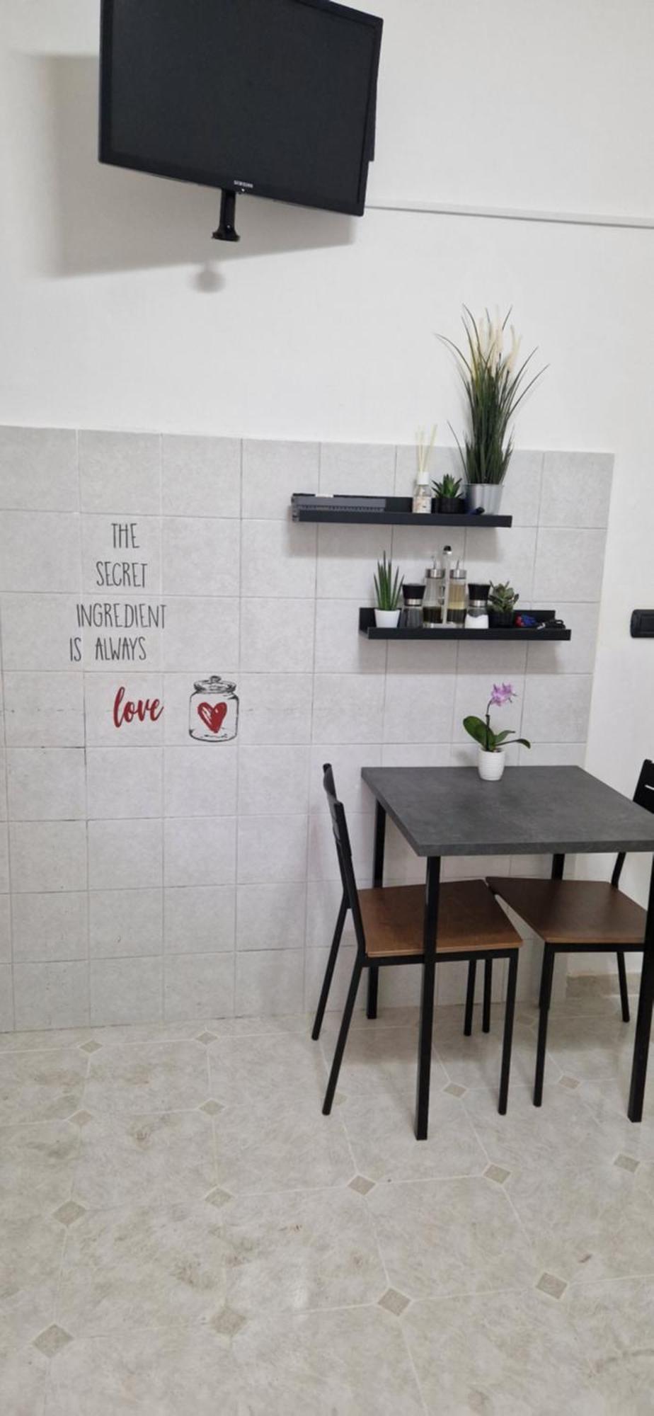 Apartment A&a *