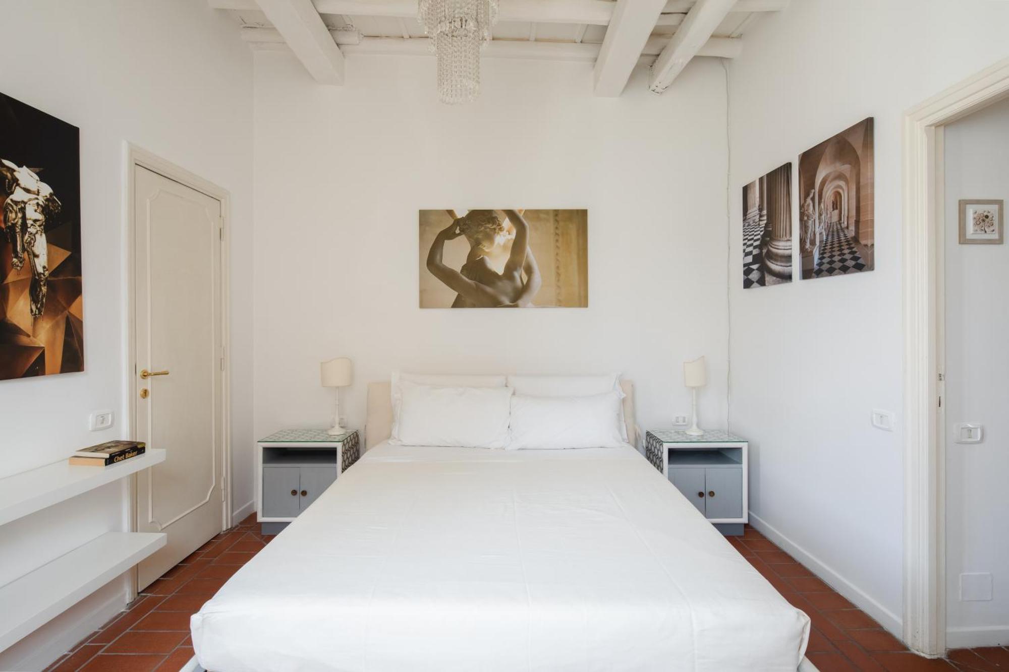 Casa Mandes Spanish Steps Apartment Rome