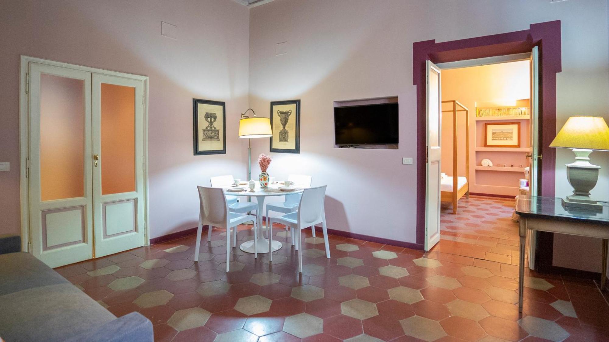 Campo De' Fiori Pinky House Rome
