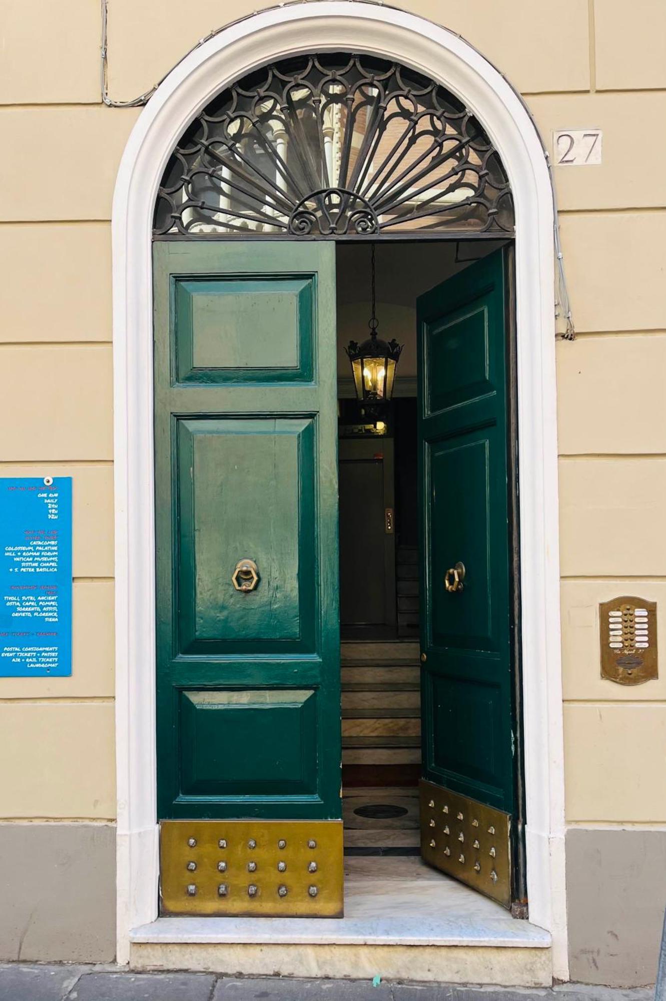 Apartment Via Napoli Rome