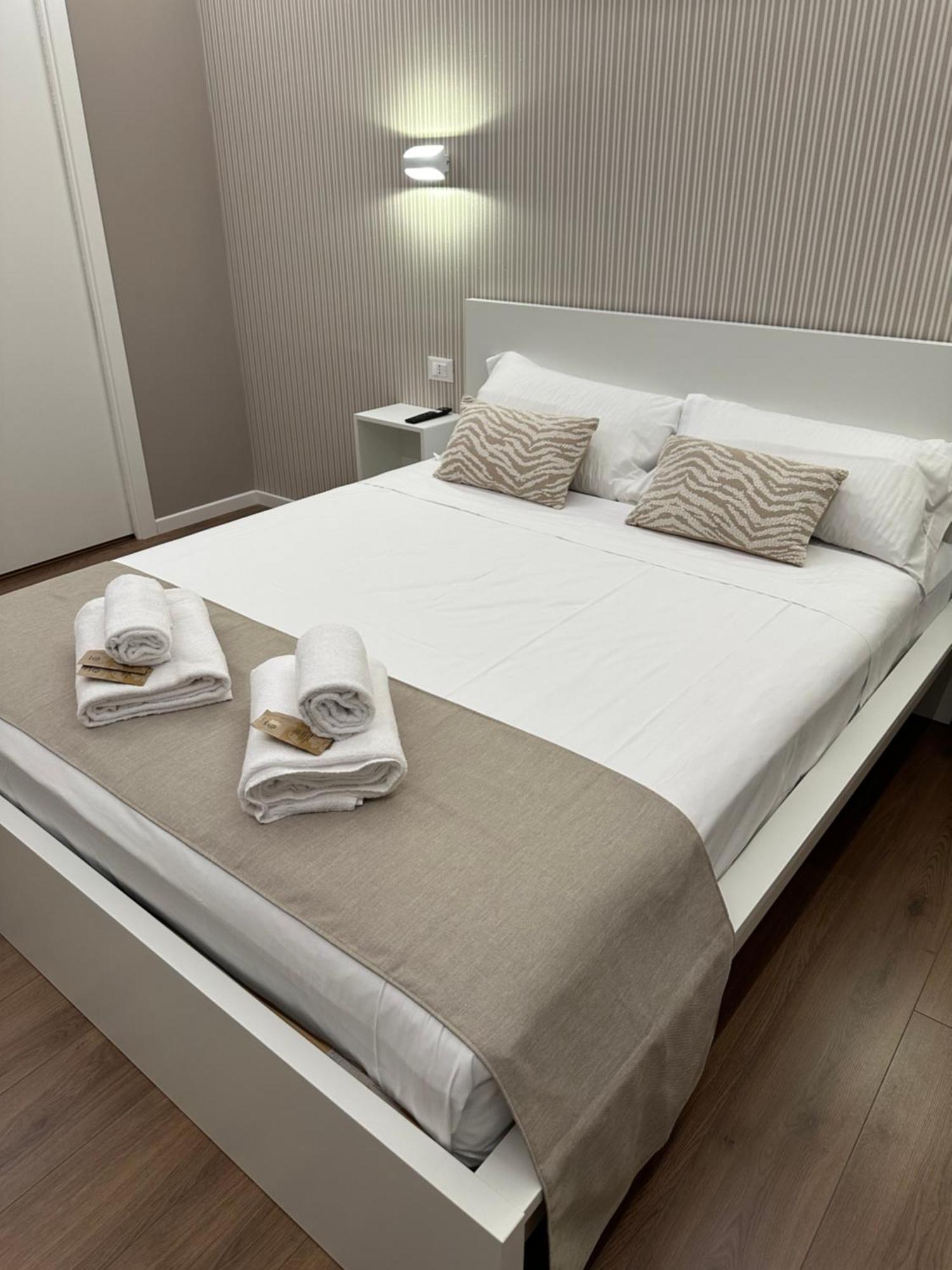 Domus Paolina Ostiense Apartment *