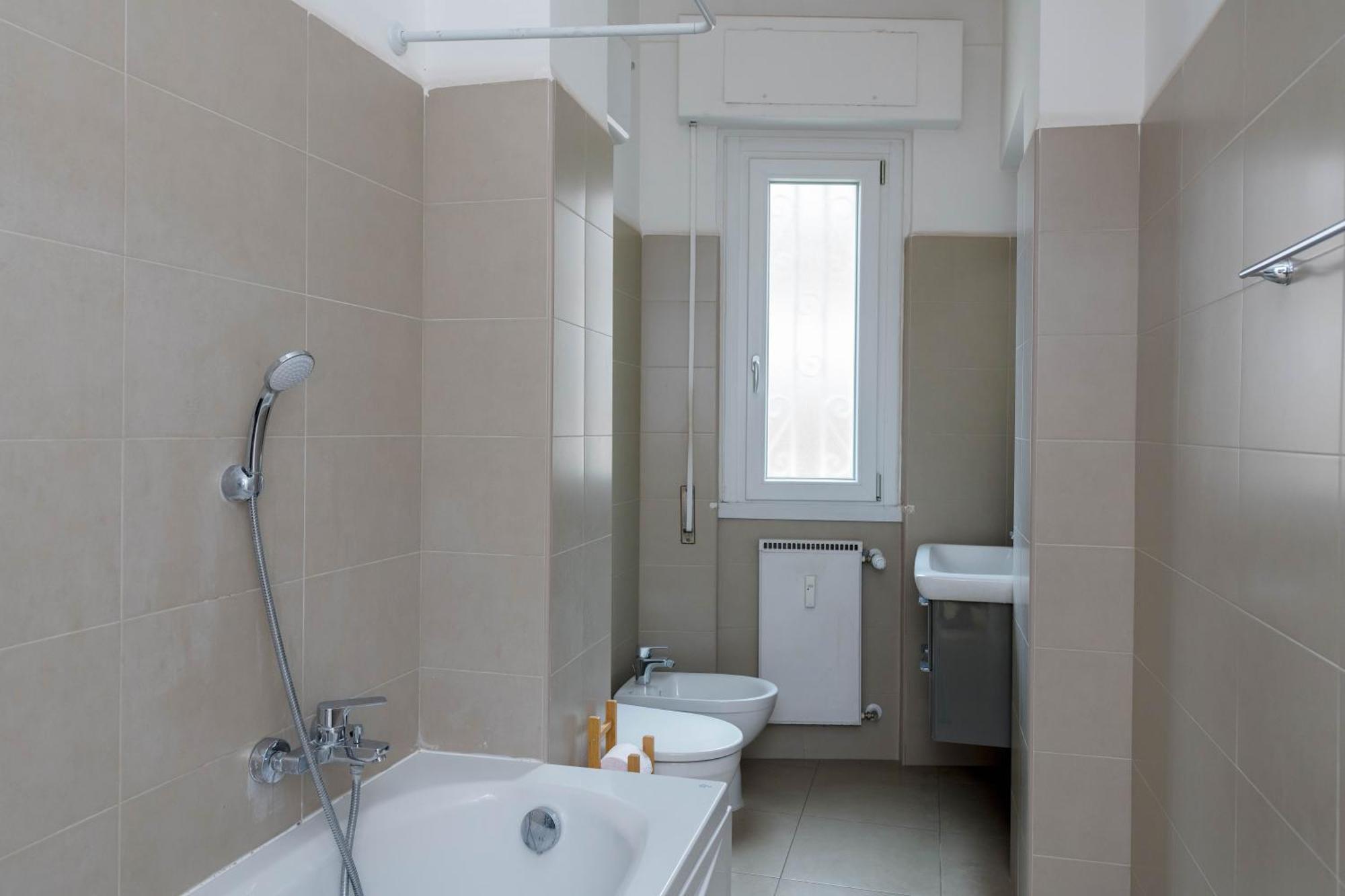 Spazioso Vicino Eur Apartment