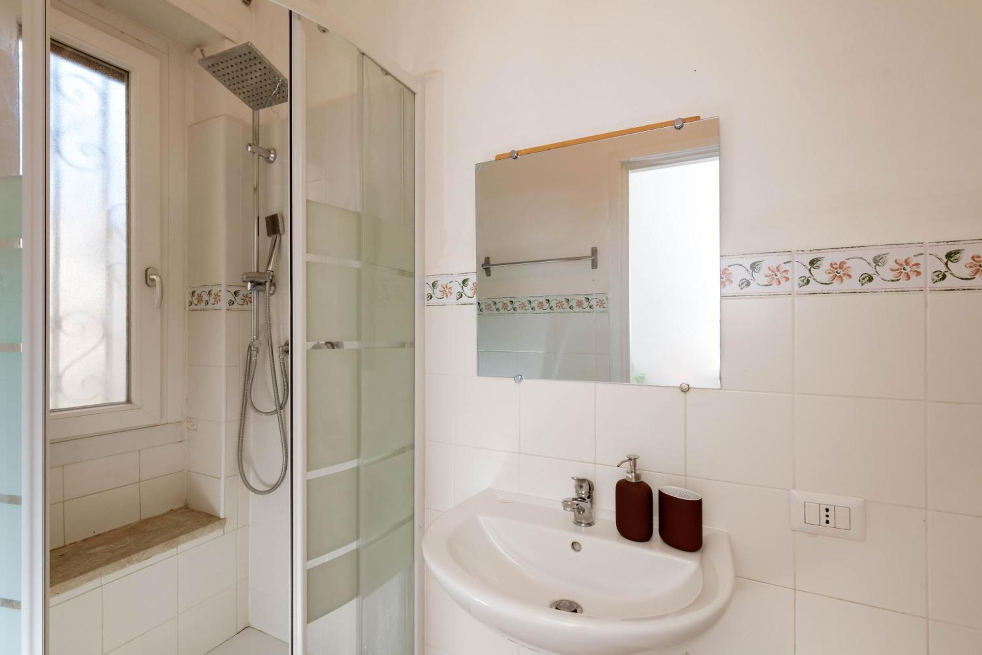 Spazioso Vicino Eur Apartment Rome