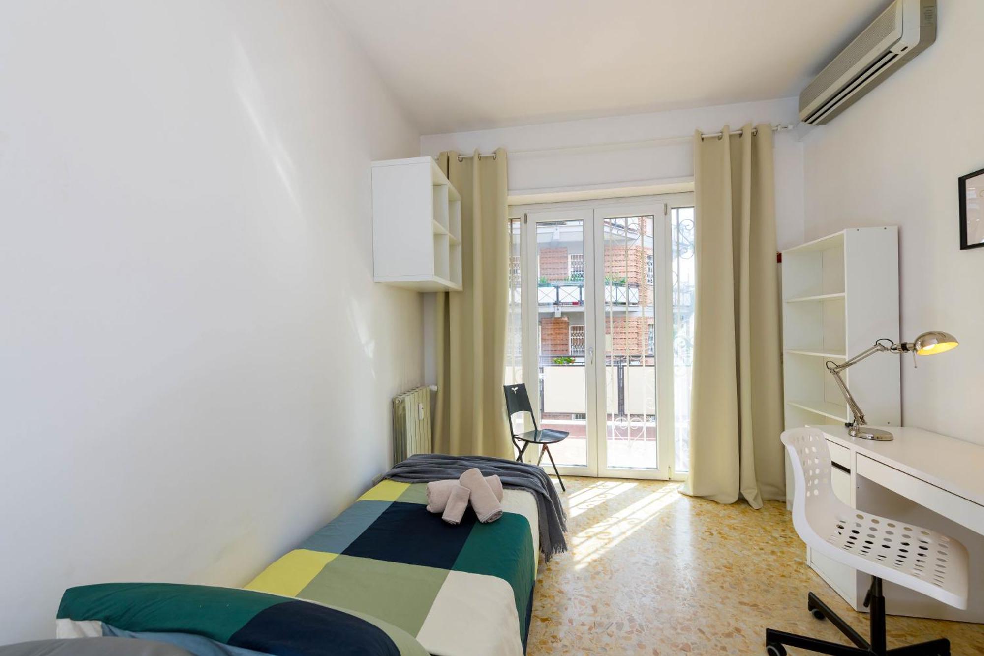 Apartment Spazioso Vicino Eur