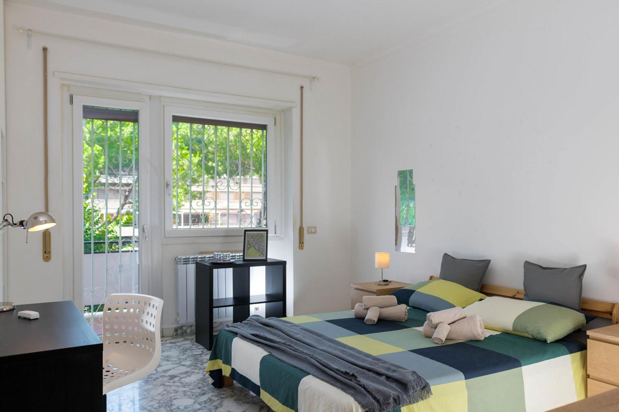 Spazioso Vicino Eur Apartment *