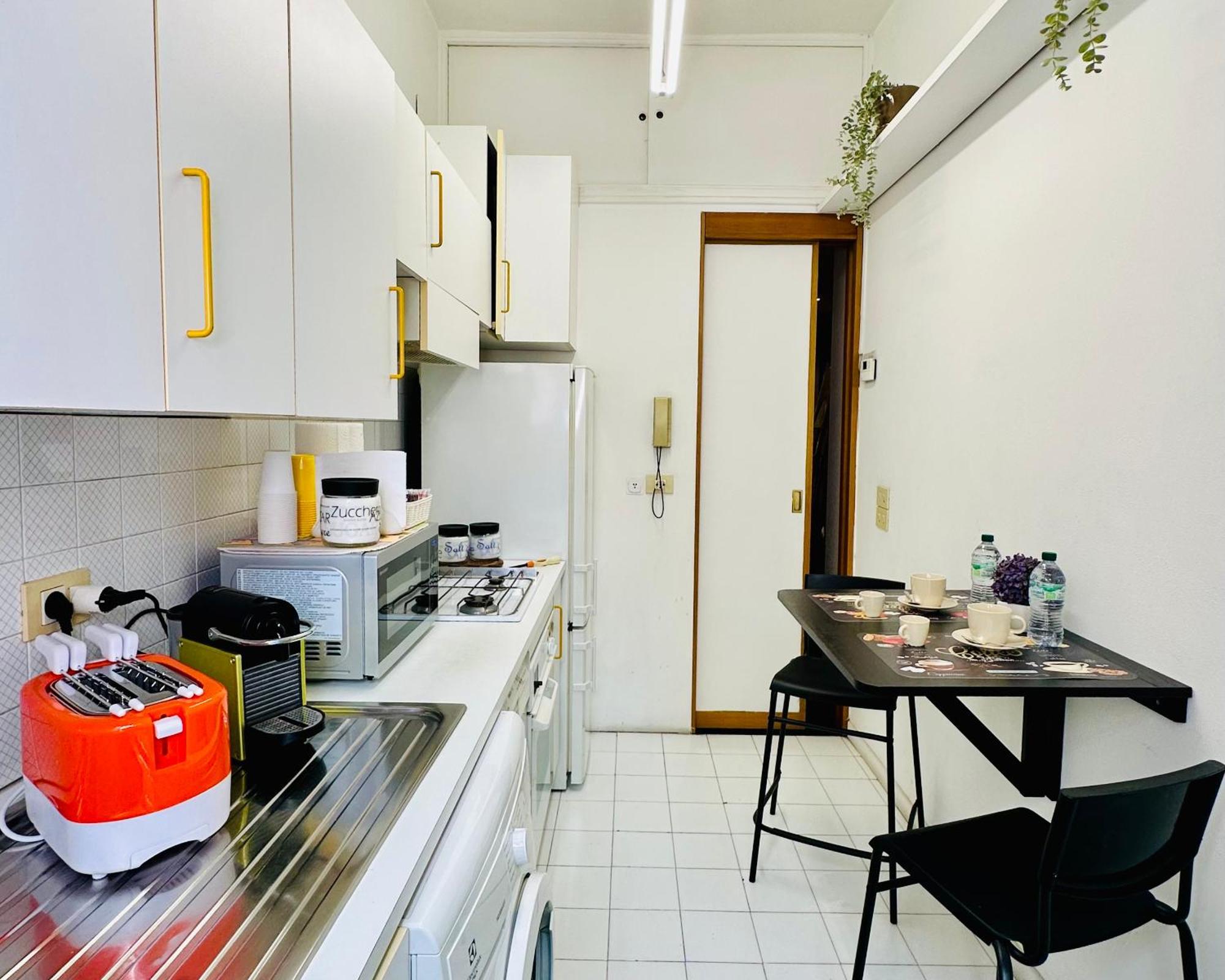 La Casa Di Bubi - 3 Minuti A Piedi Da Metro B Per Centro E Fl1 Fiumicino Apartment
