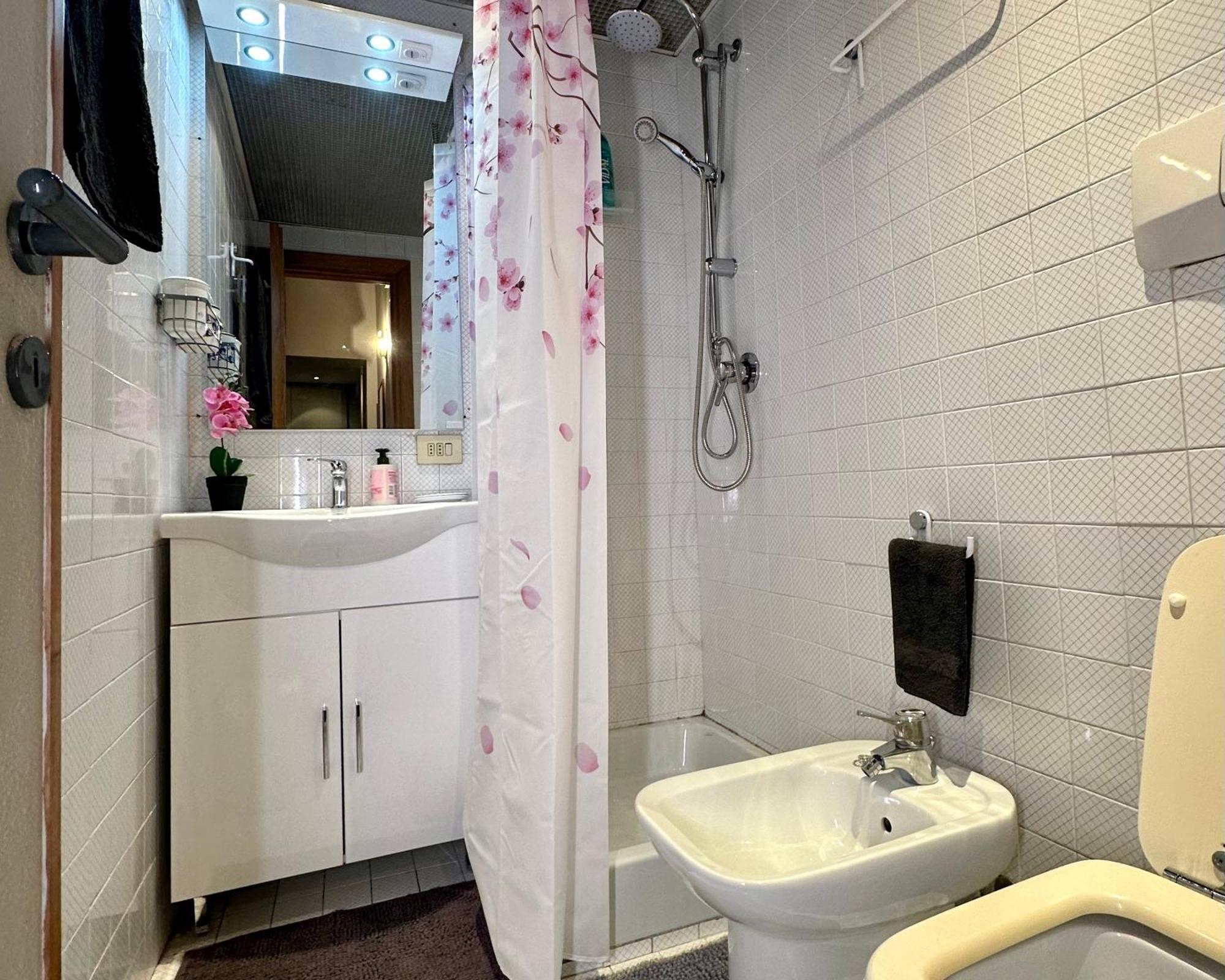 Apartment La Casa Di Bubi - 3 Minuti A Piedi Metro Libia Rome