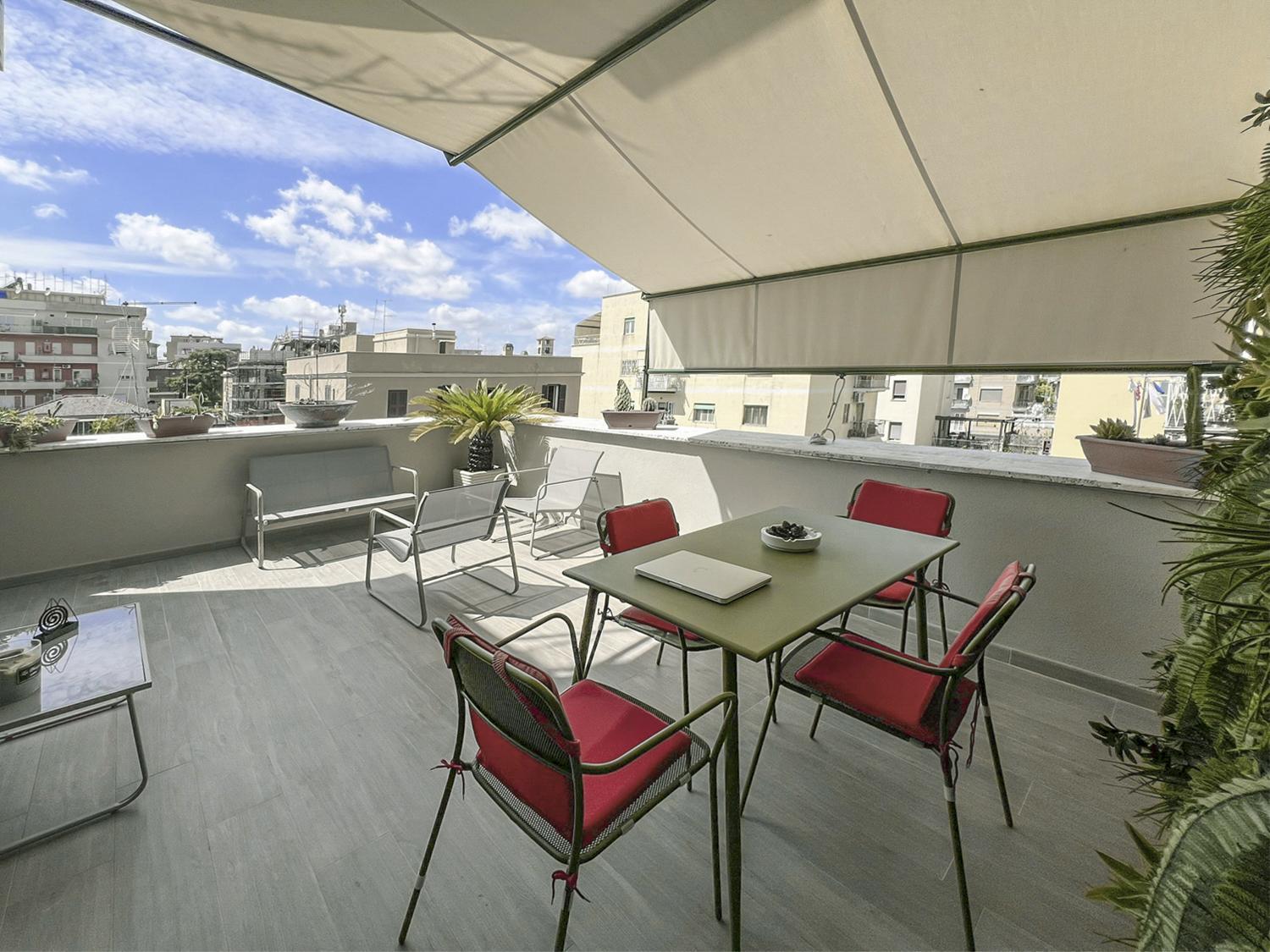 Attico Urbano Terrazza Su Metro A Cornelia Apartment Rome
