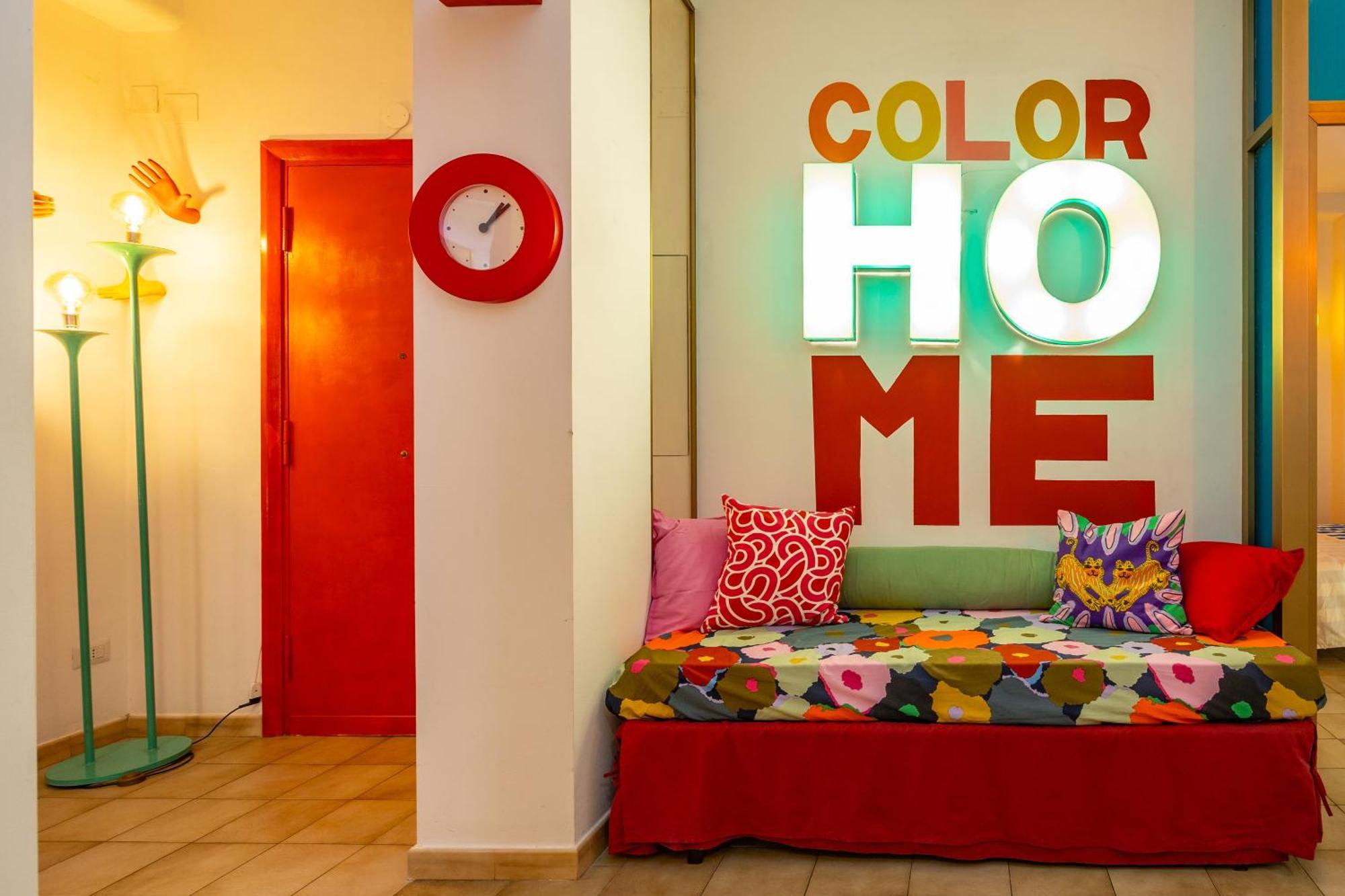 Colorhome Apartment *