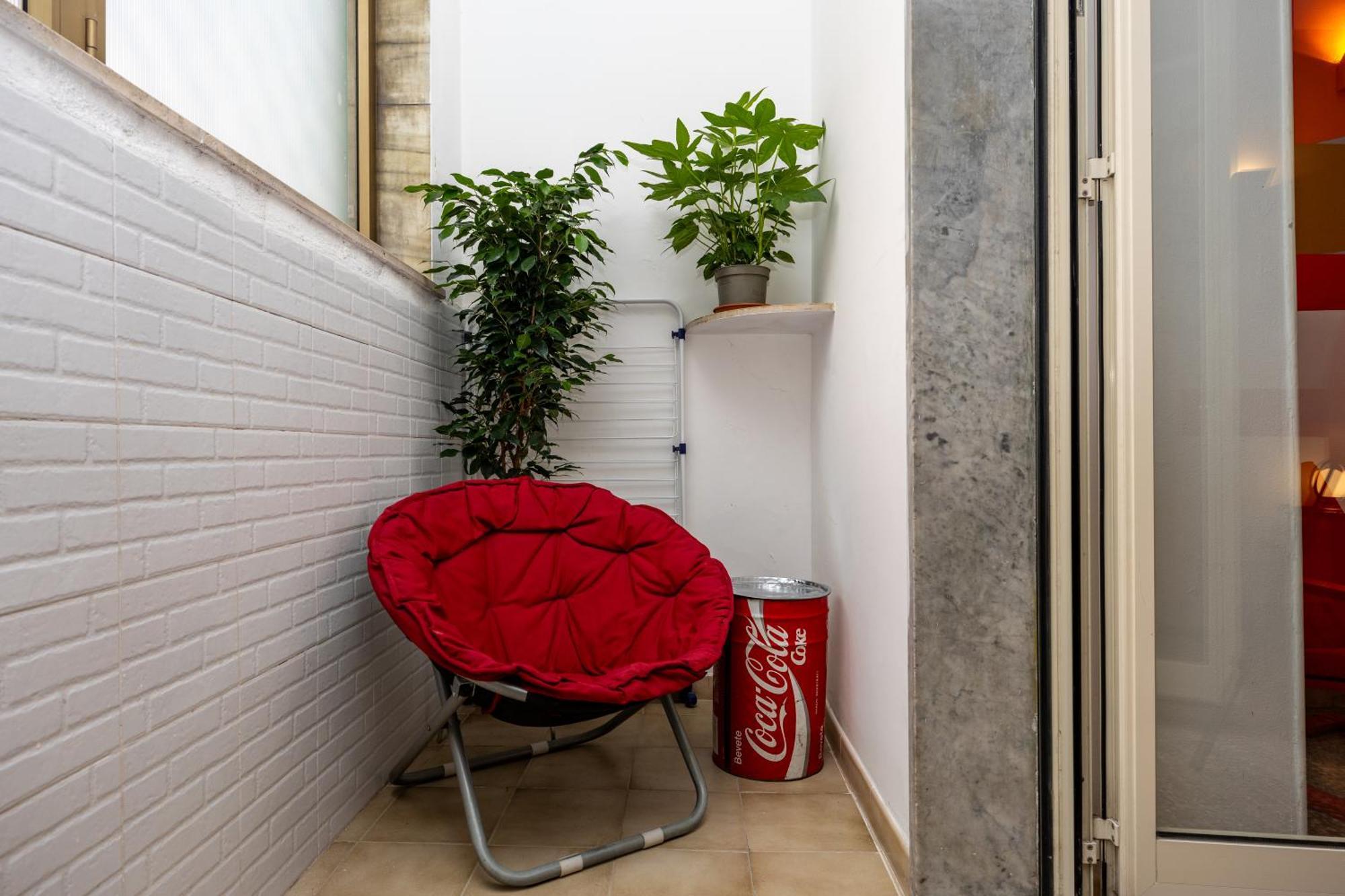 Colorhome Apartment *