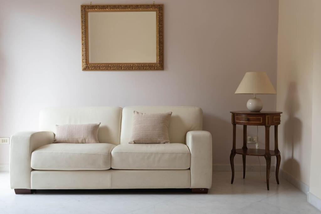 Tiziano Apartment-a Spacious For In Apartment Rome