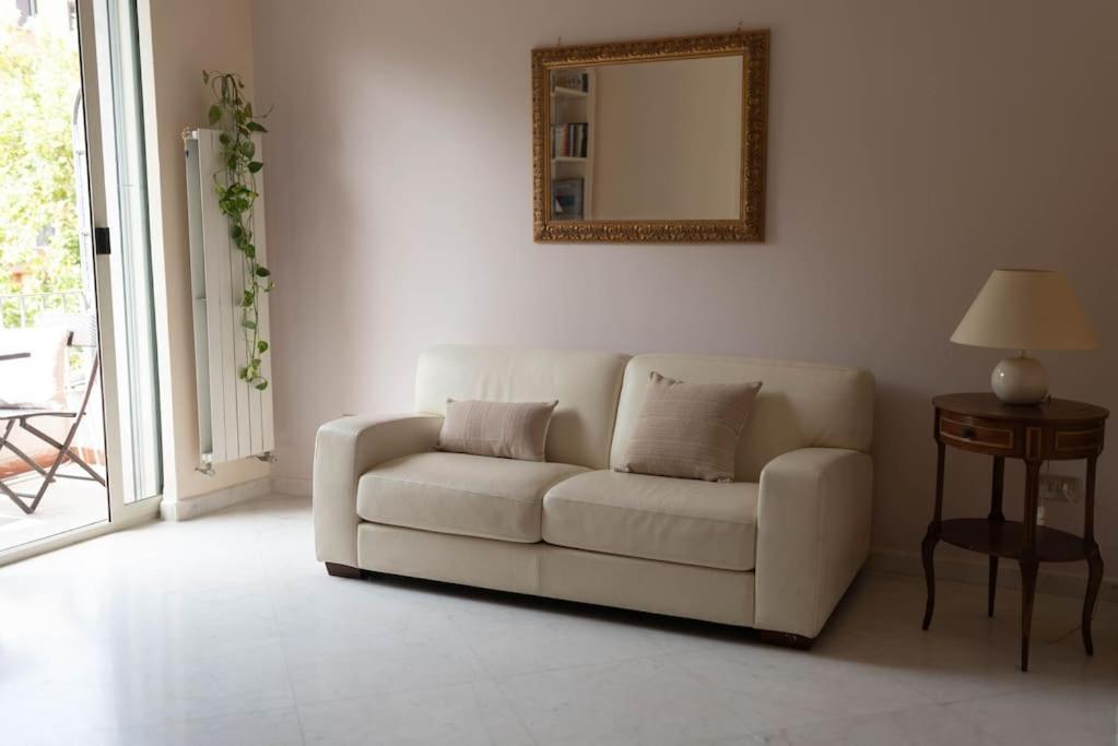 Apartment Tiziano Apartment-a Spacious For In