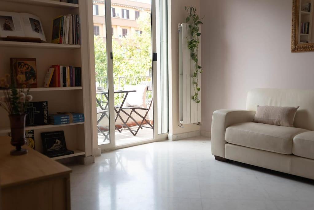 Tiziano Apartment-a Spacious For In * Rome