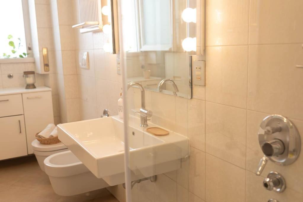 Tiziano Apartment-a Spacious For In * Rome