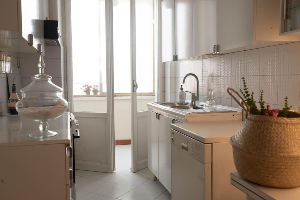 Tiziano Apartment-a Spacious For In