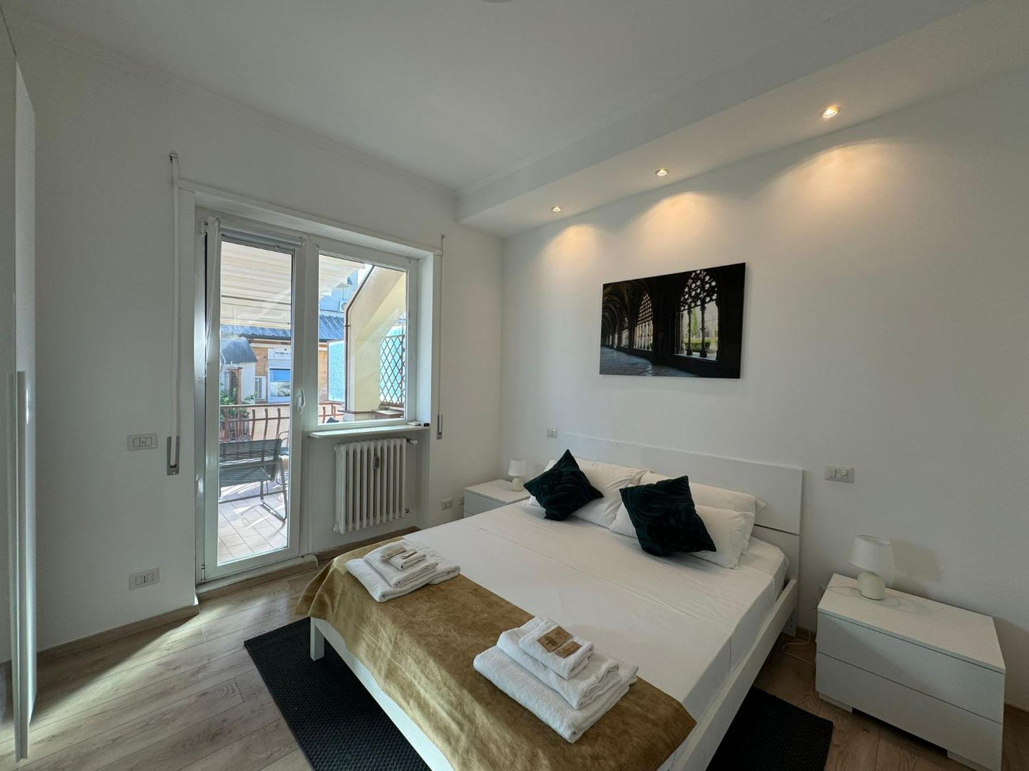 Bright And Residential With Terrace * Rome