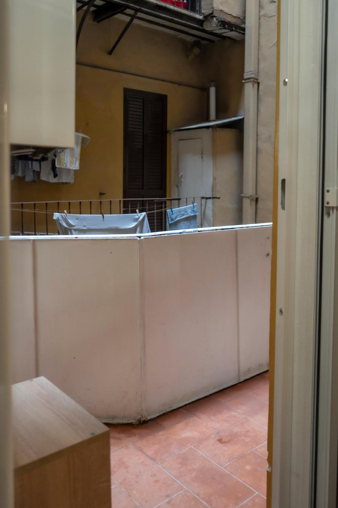 Domus Superior Capocci - Colosseum - Rione Monti Rome