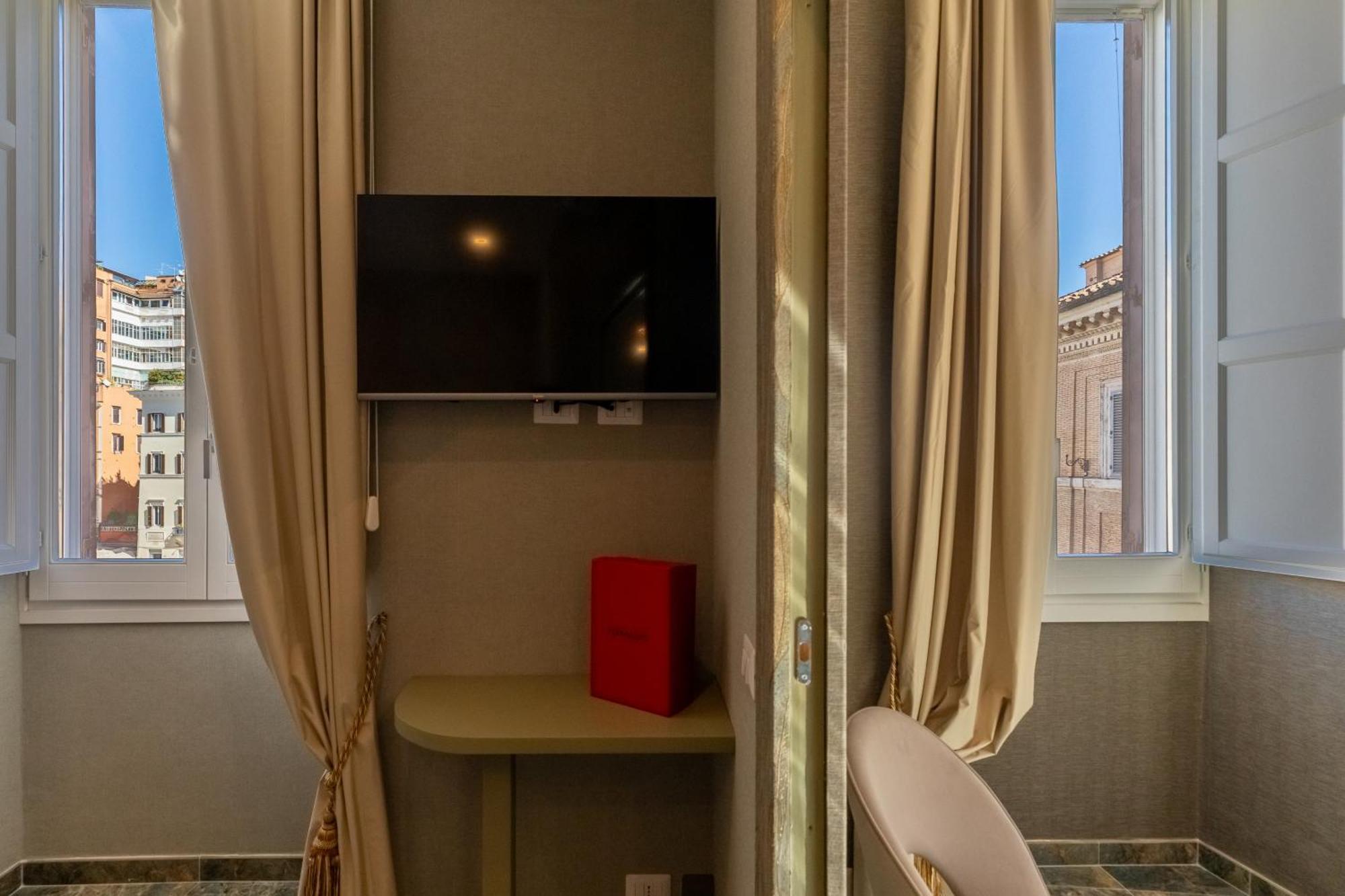 Piazza Di Spagna 51 Luxury Guest house Rome