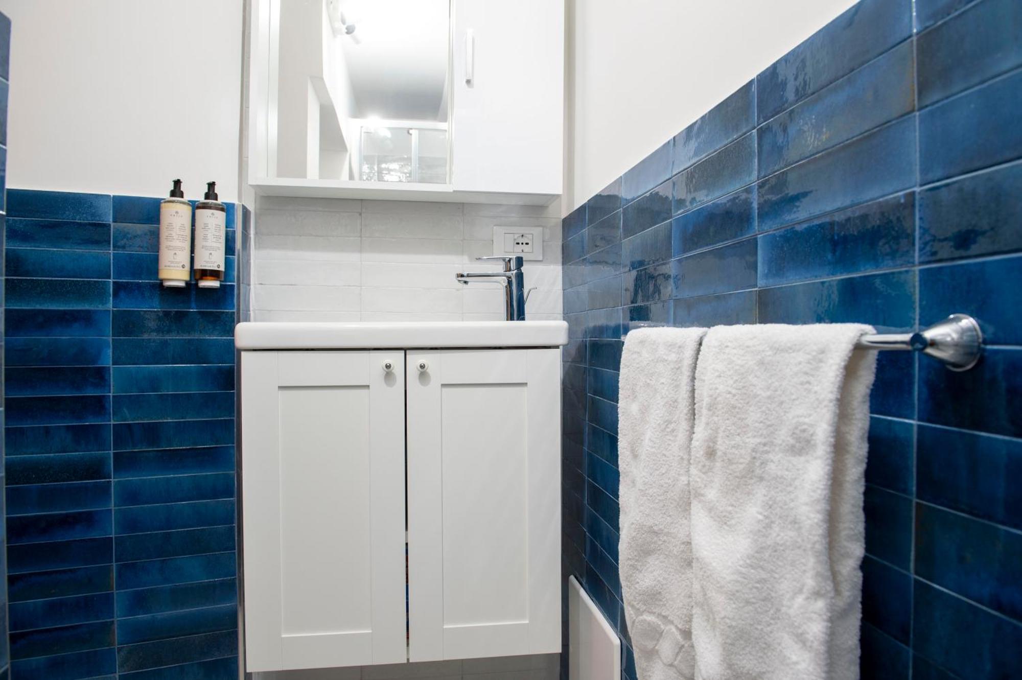 Costaguti Apartment *