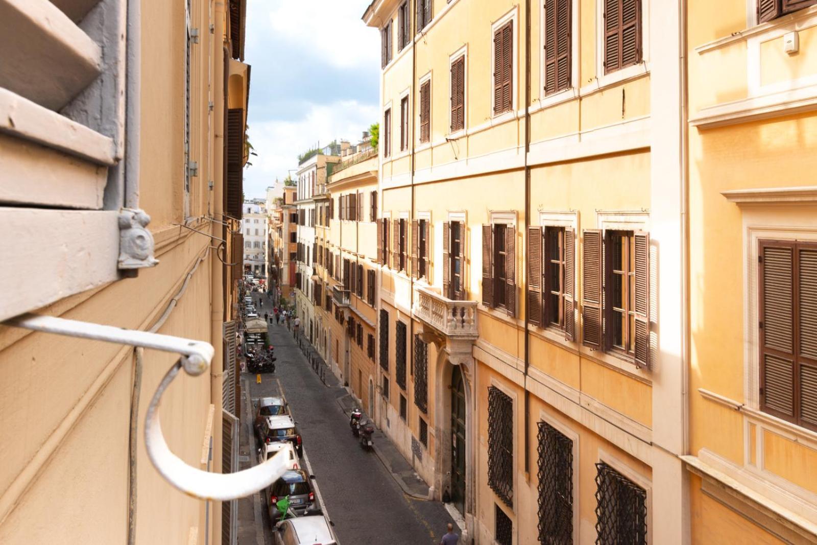 Trevi Apartment *