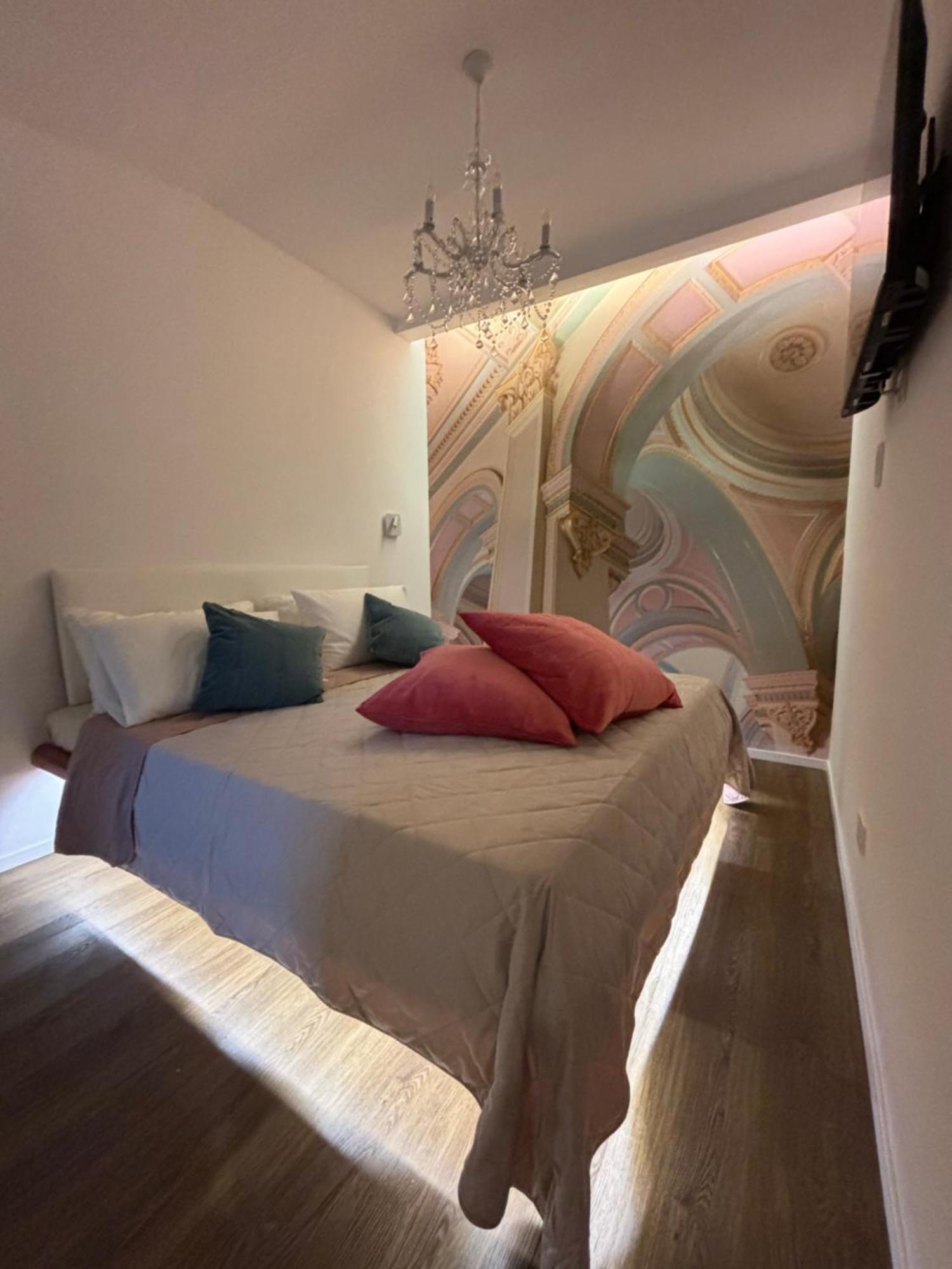 Atrium Regal Bed & Breakfast