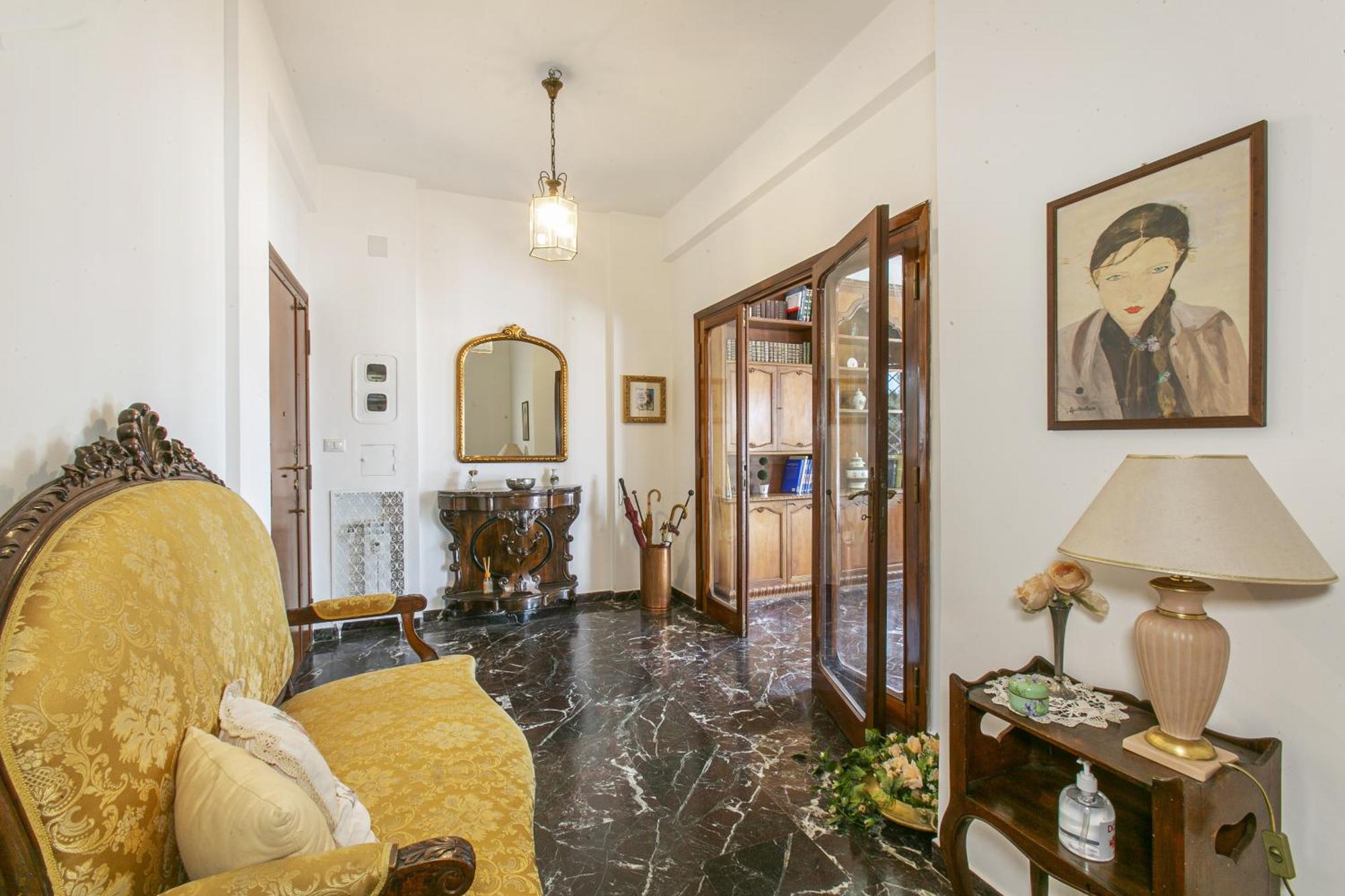 Rosso Levanto House Apartment Rome