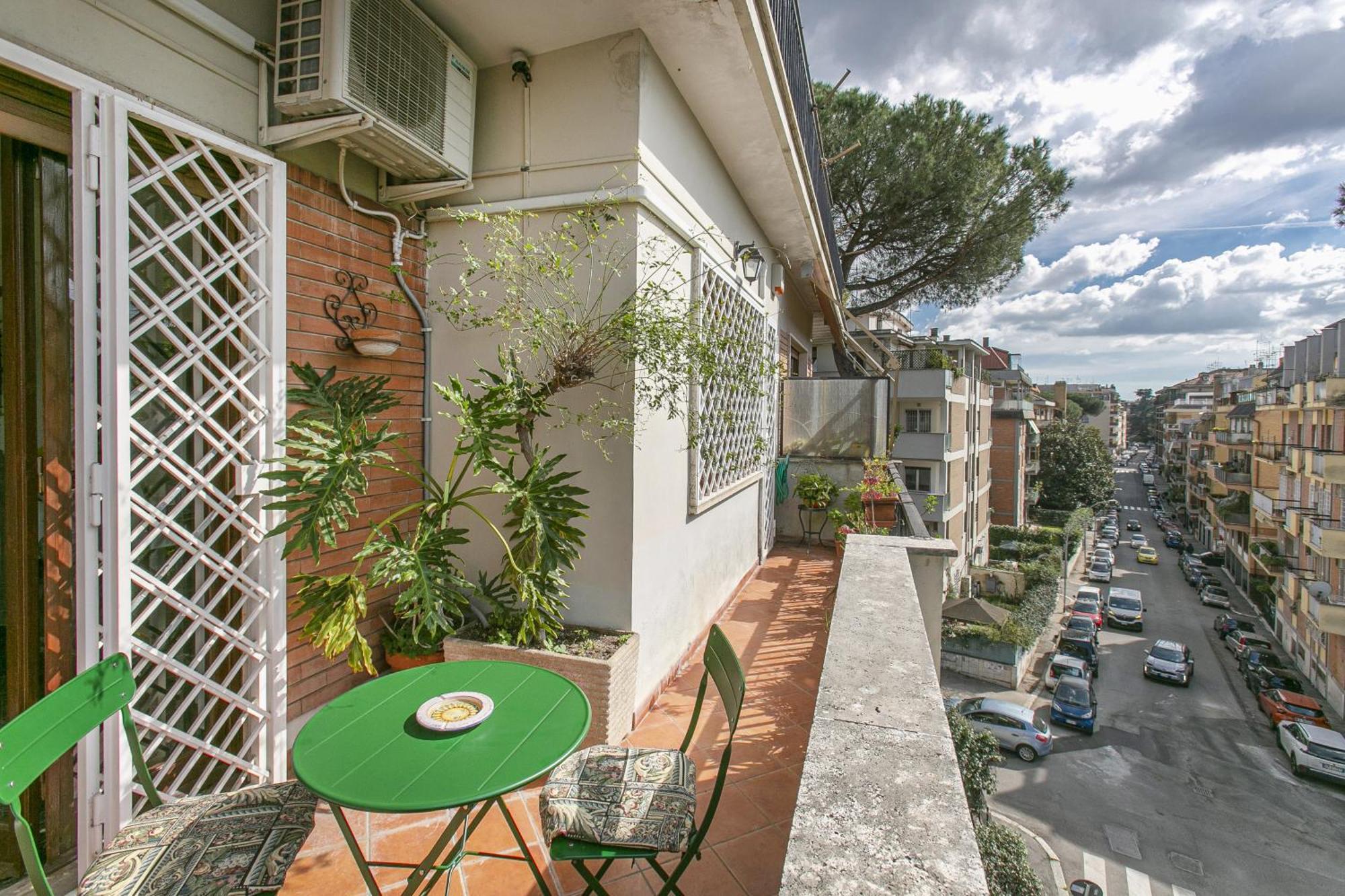 Rosso Levanto House * Rome
