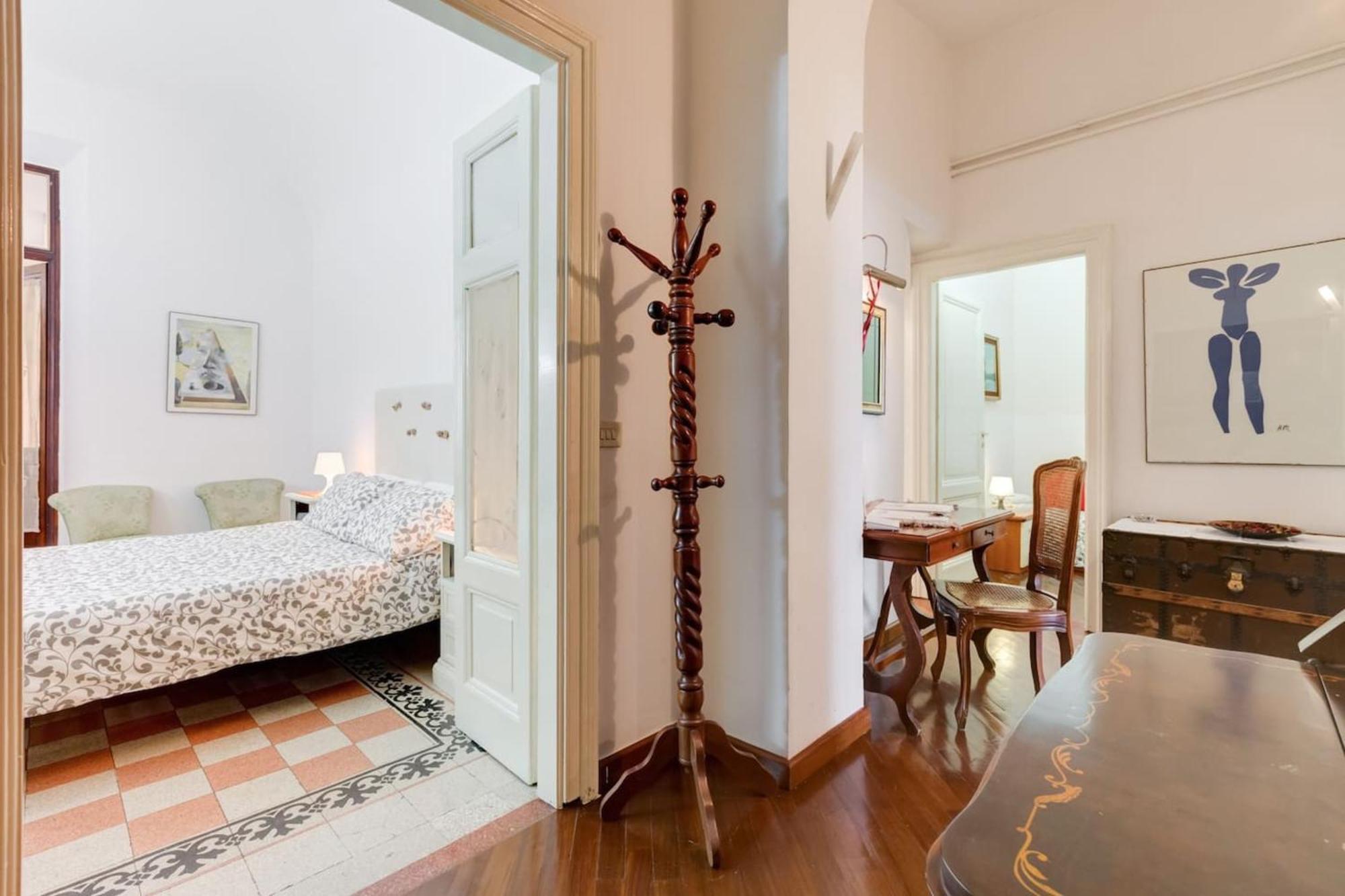 Modern In With Balcony And View Rome