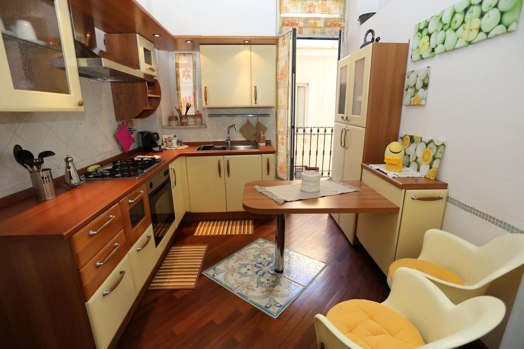 Modern In With Balcony And View Apartment Rome