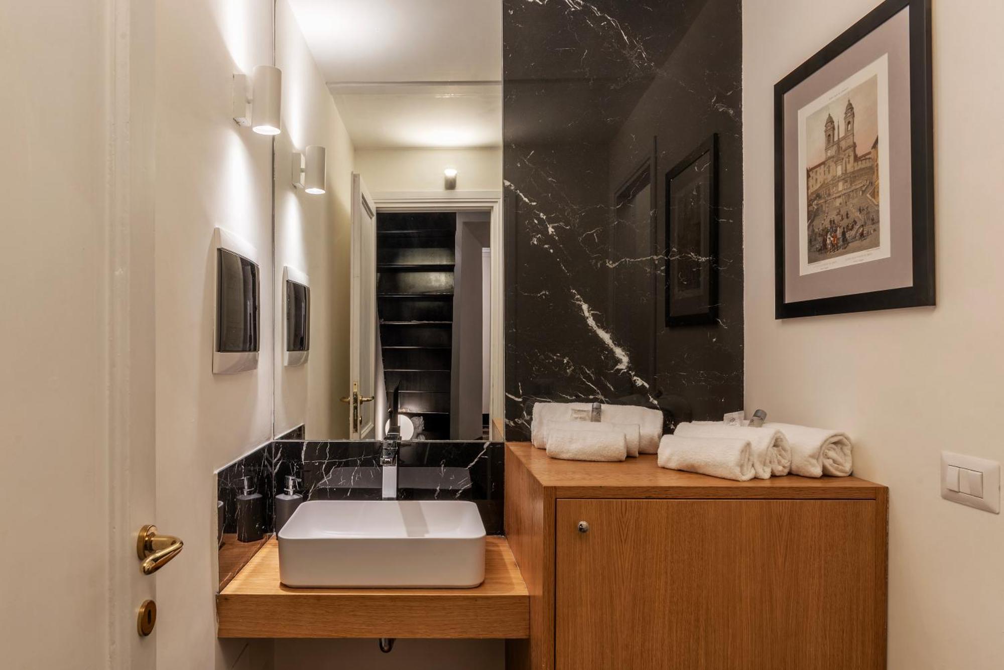 Toscana 1 - Fromhometorome Apartment