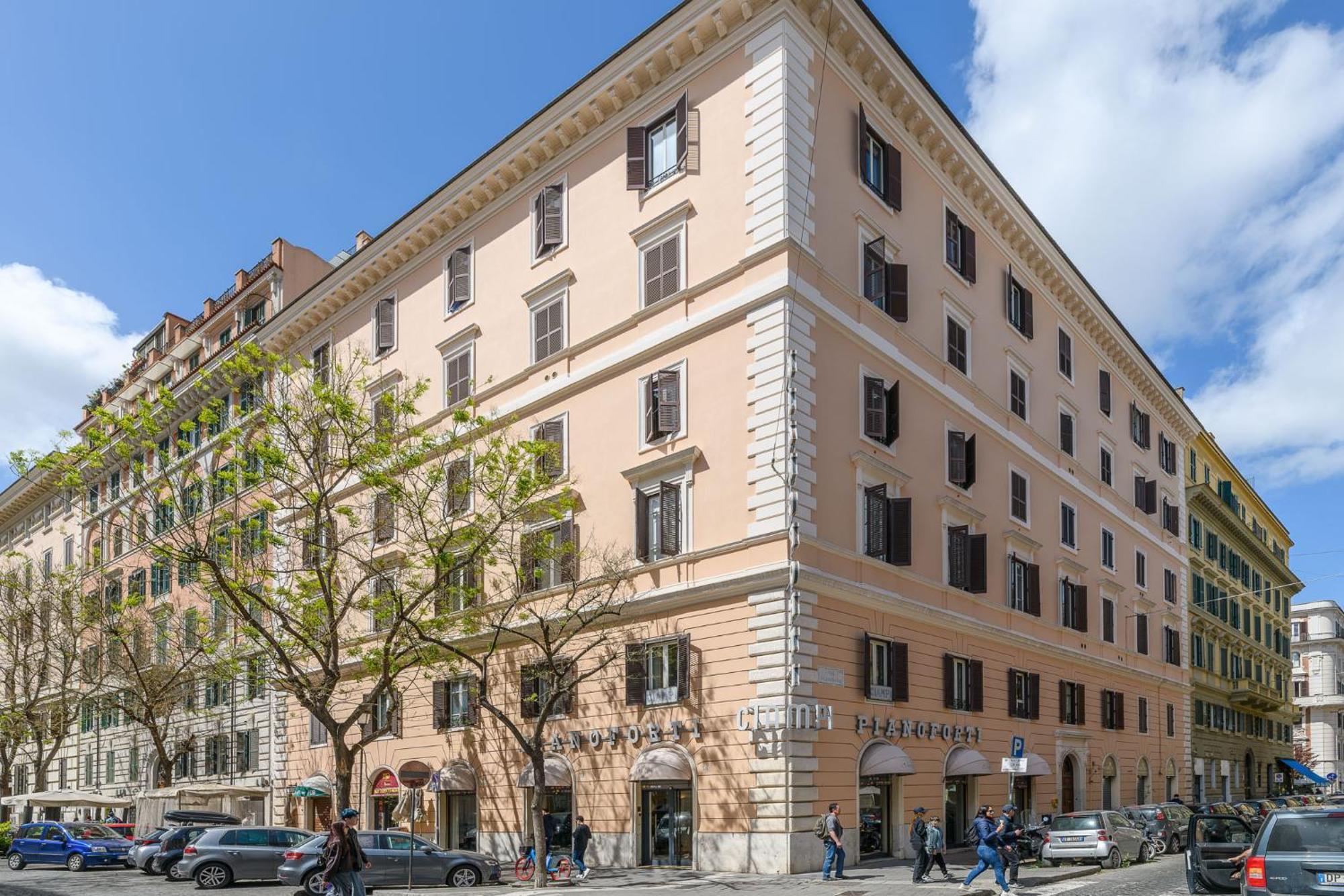 Casalu San Pietro * Roma