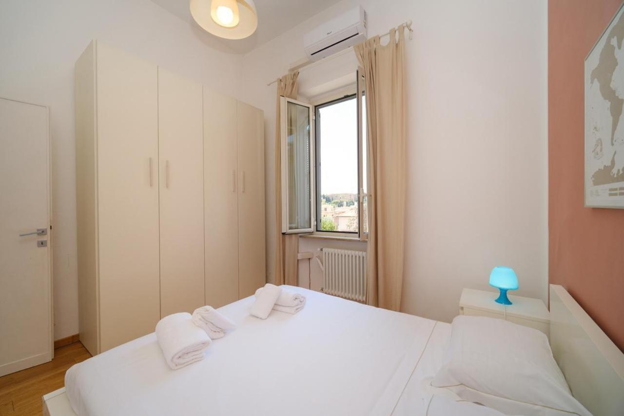 Apartment Clivo 2 St Peter Buddyrent Rome