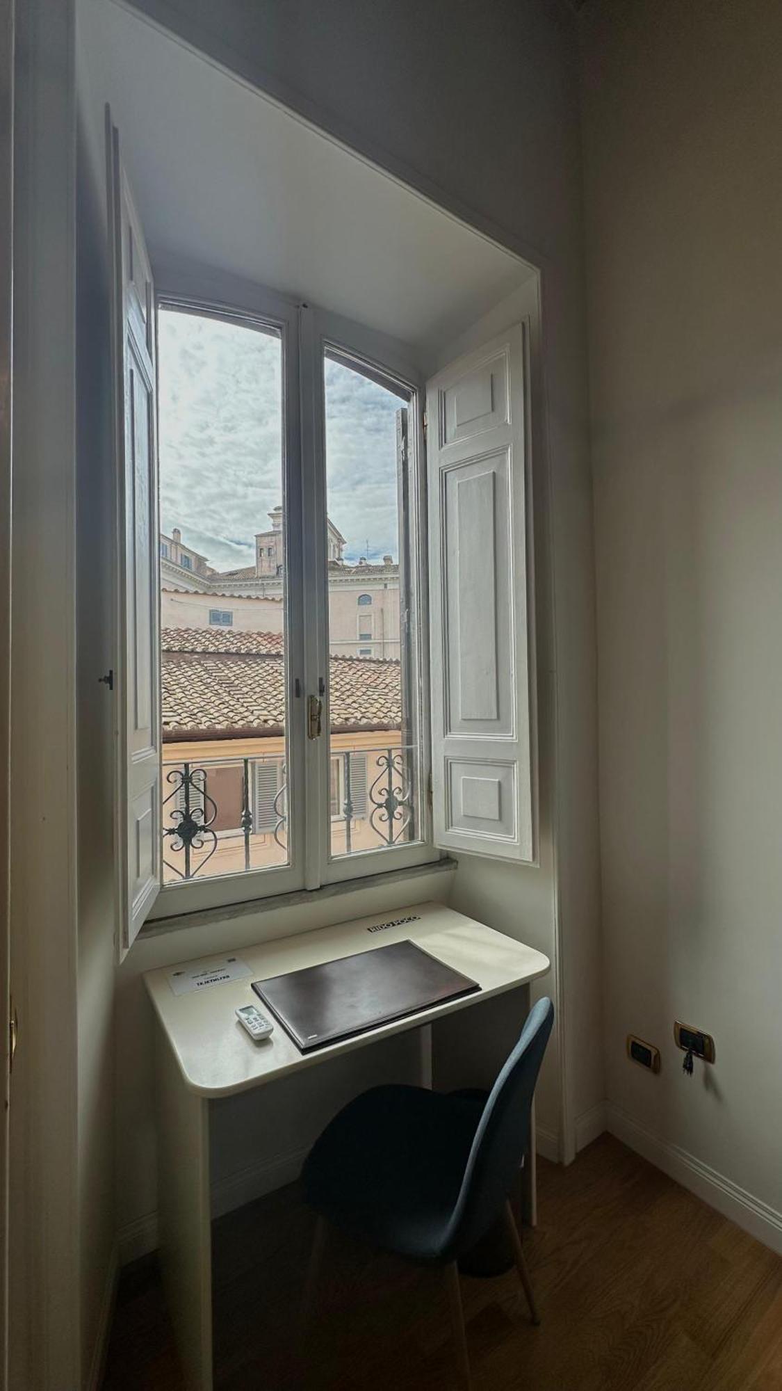 Quirinale 56 *