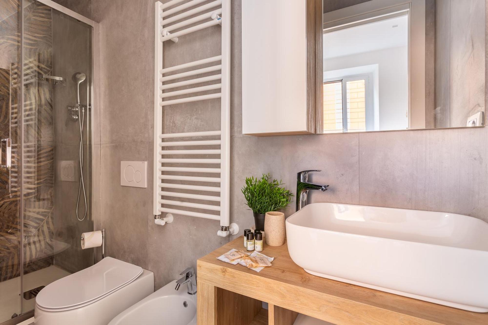 Apartment Iflat Radiant Retreat In Esquilino
