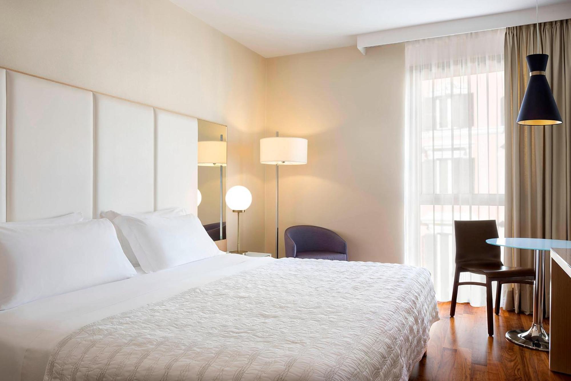 Hotel Le Meridien Visconti 4*