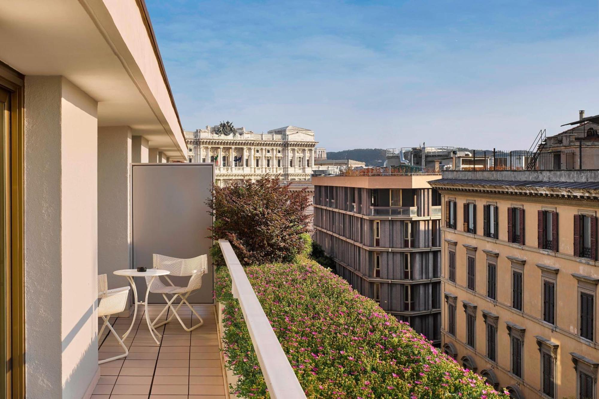 Le Meridien Visconti Hotel 4*