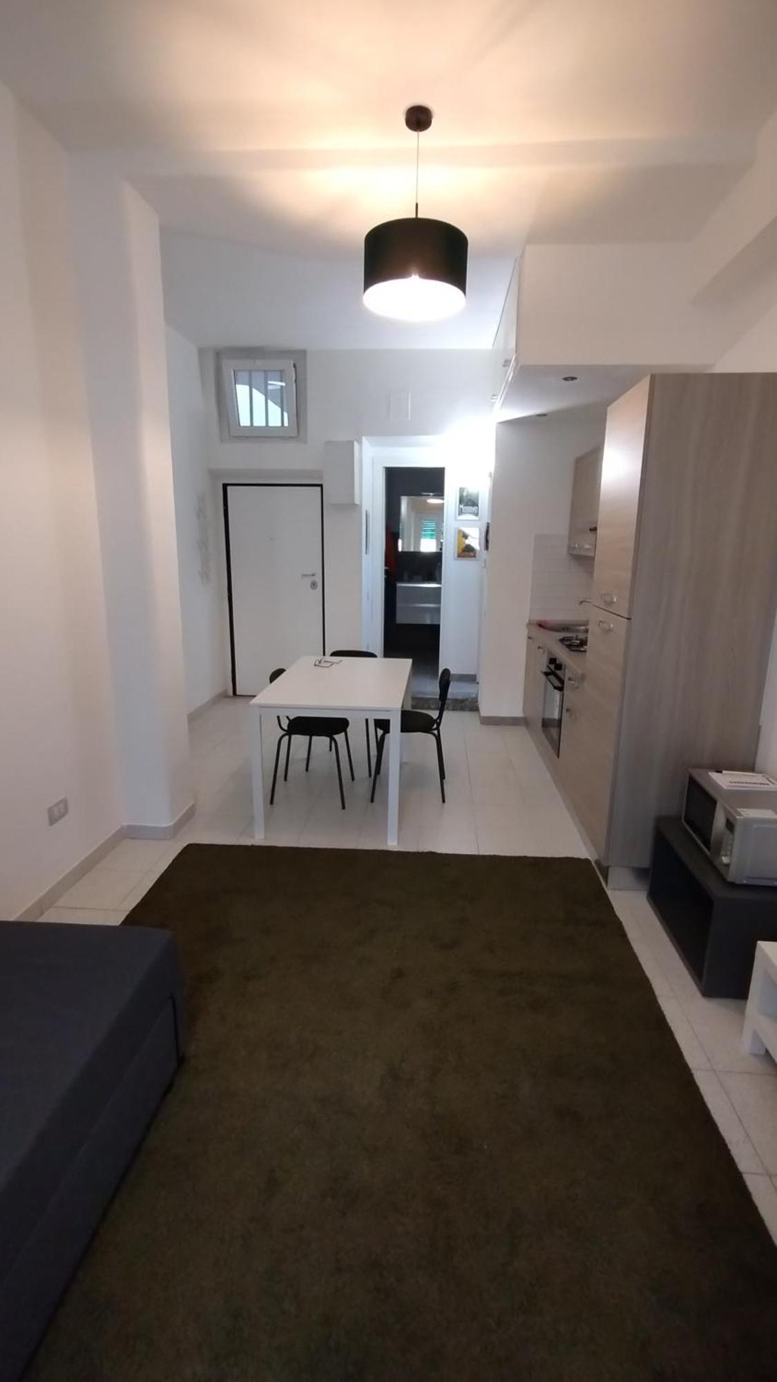 Metro Camillo Porzio Apartment Rome