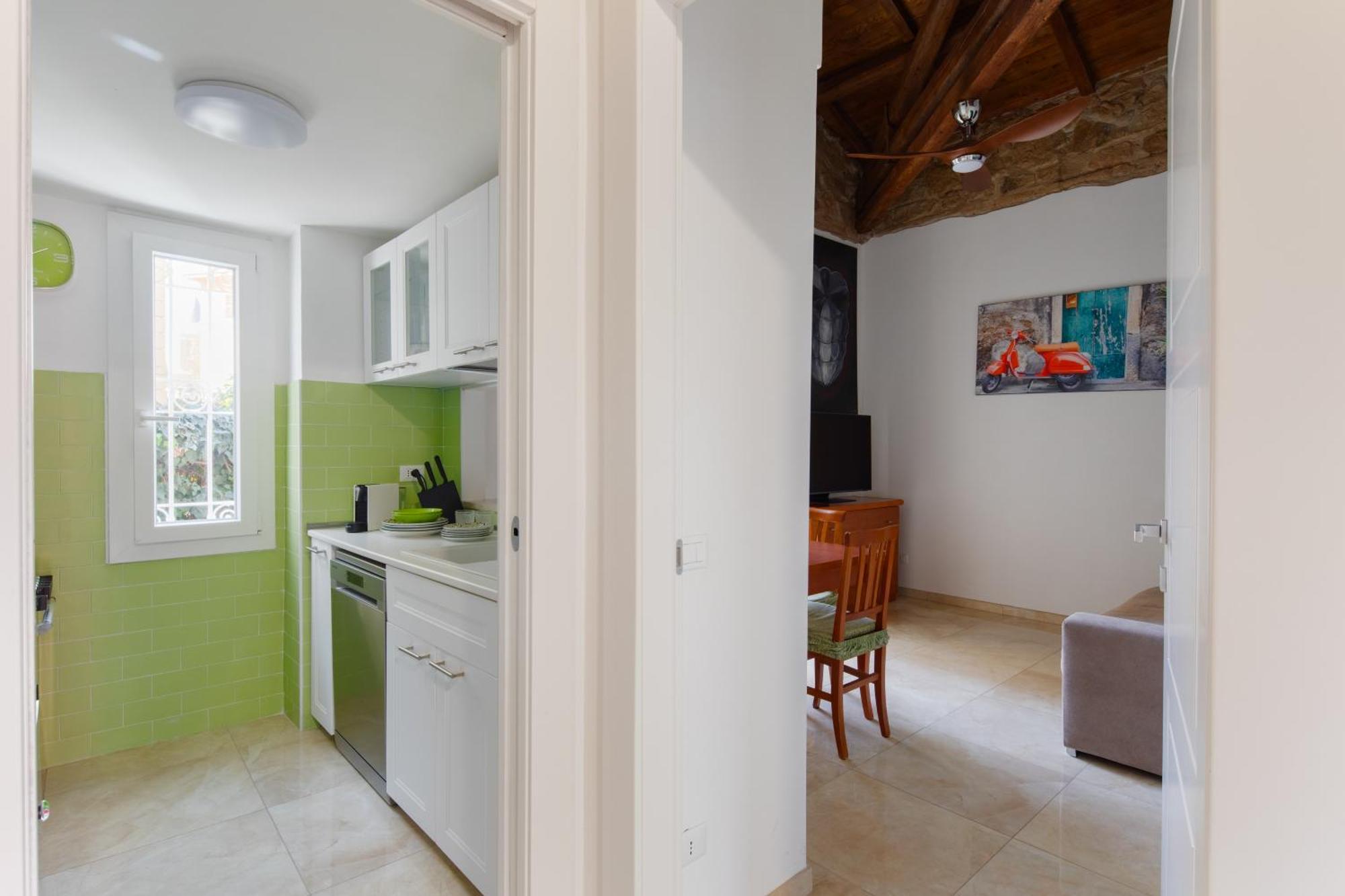 Agostina Villa *