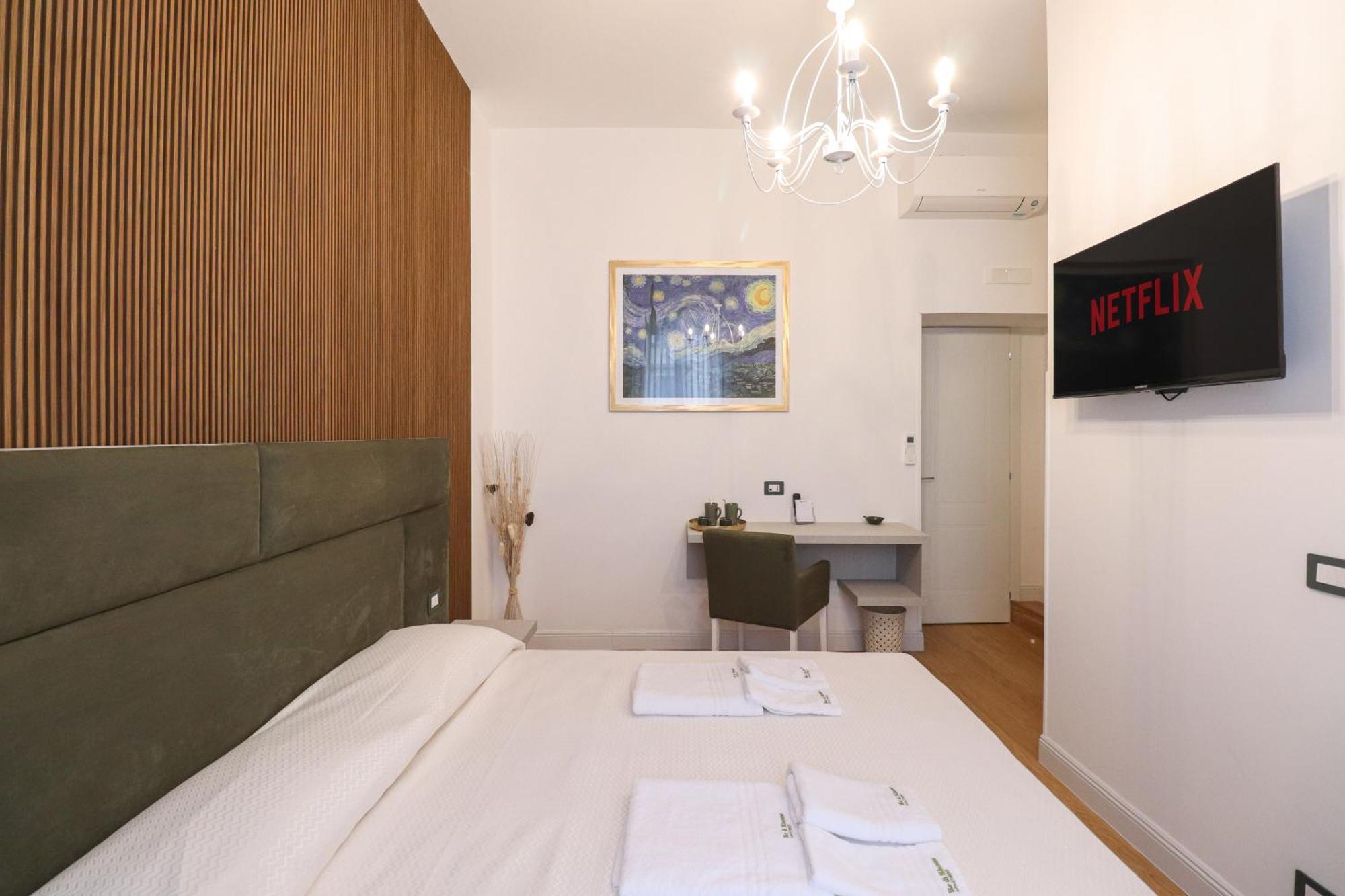 Re Di Rhome Bed & Breakfast *
