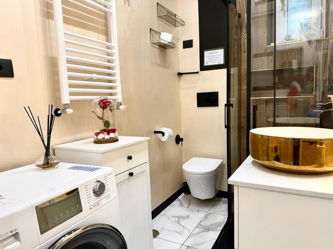Apartment Change S House, Few Stops From St Peter S Rome