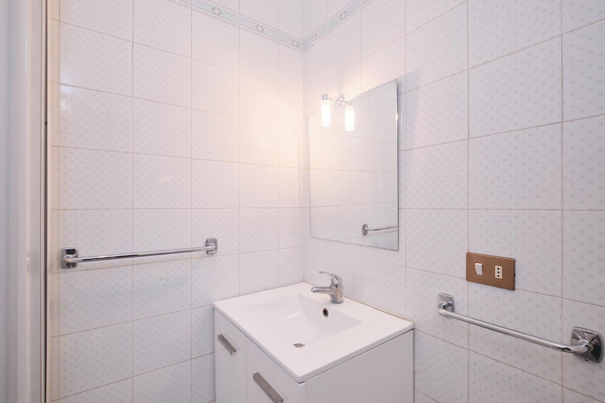 Parcheggio Gratuito, Wi-fi -netflix & Ac Rome