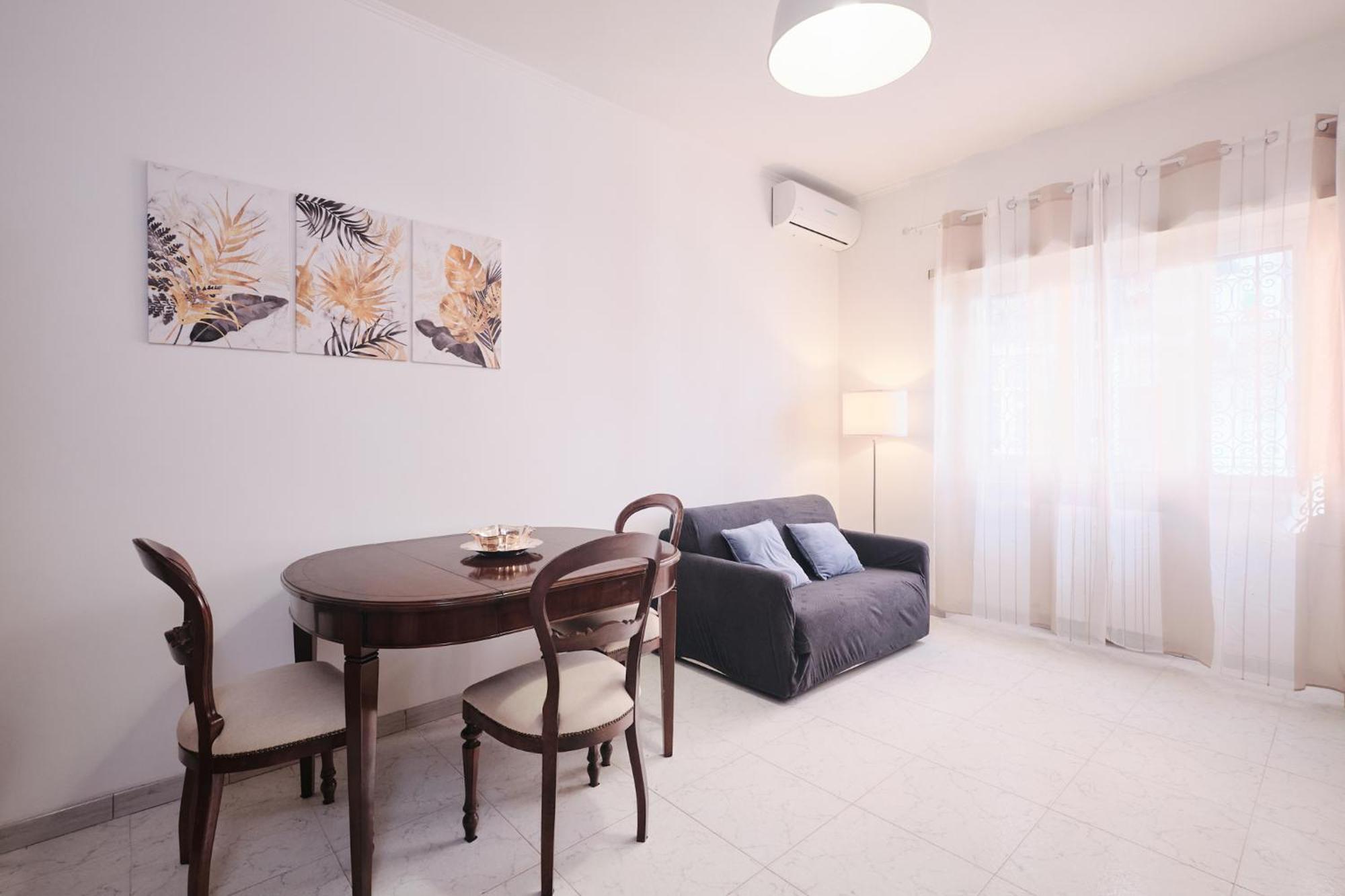 Apartment Parcheggio Gratuito, Wi-fi -netflix & Ac
