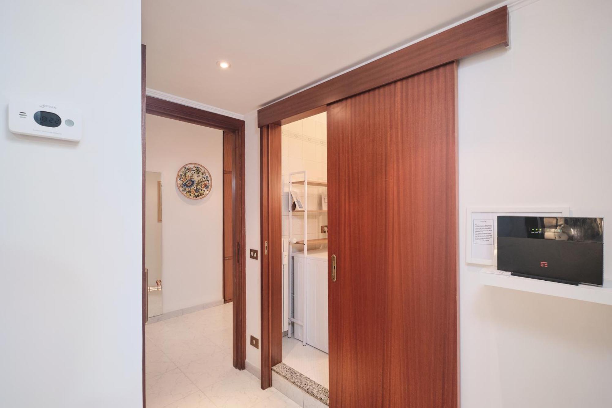 Apartment Parcheggio Gratuito, Wi-fi -netflix & Ac *