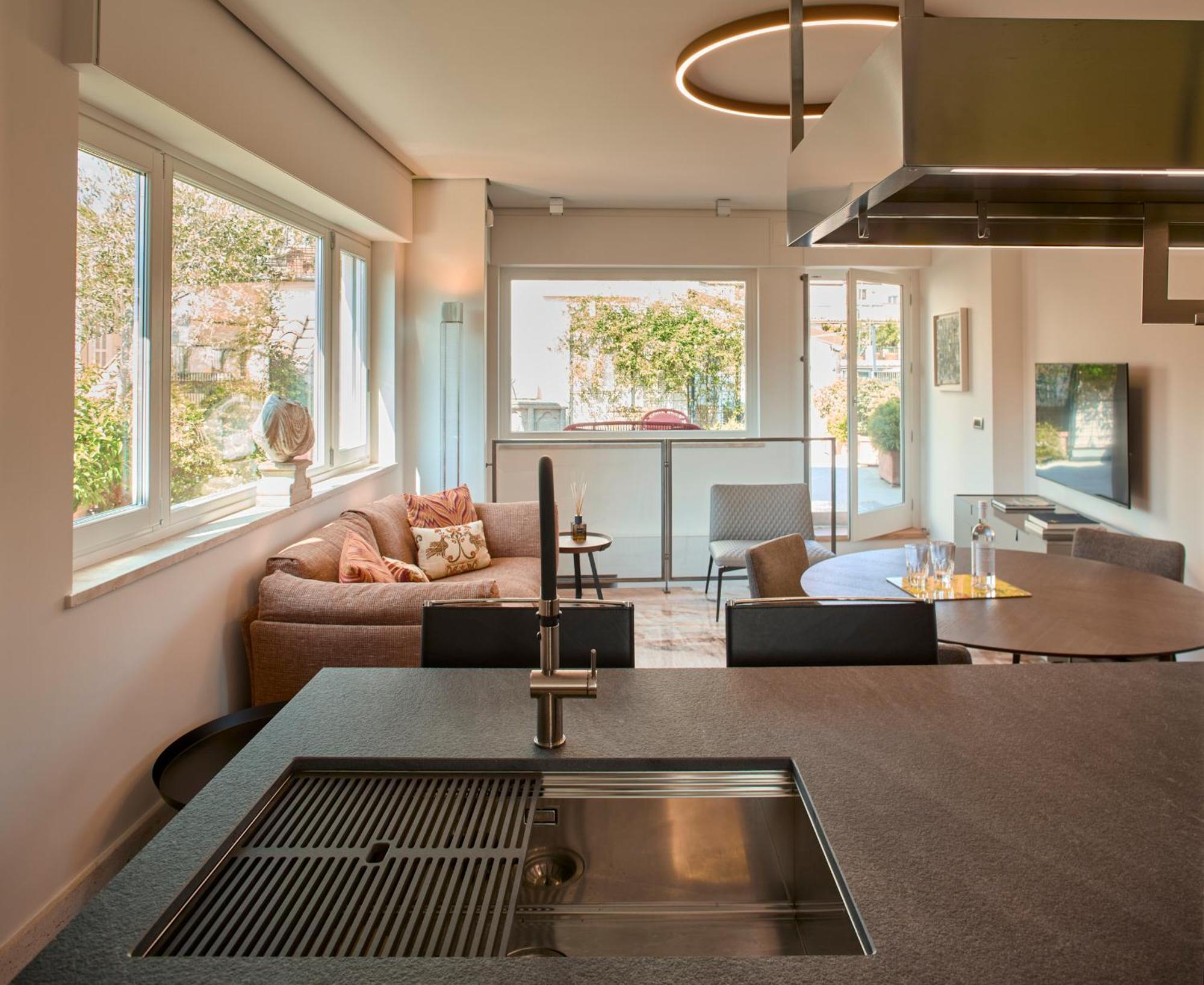 Palazzo Delle Pietre - Luxury Aparthotel Rome