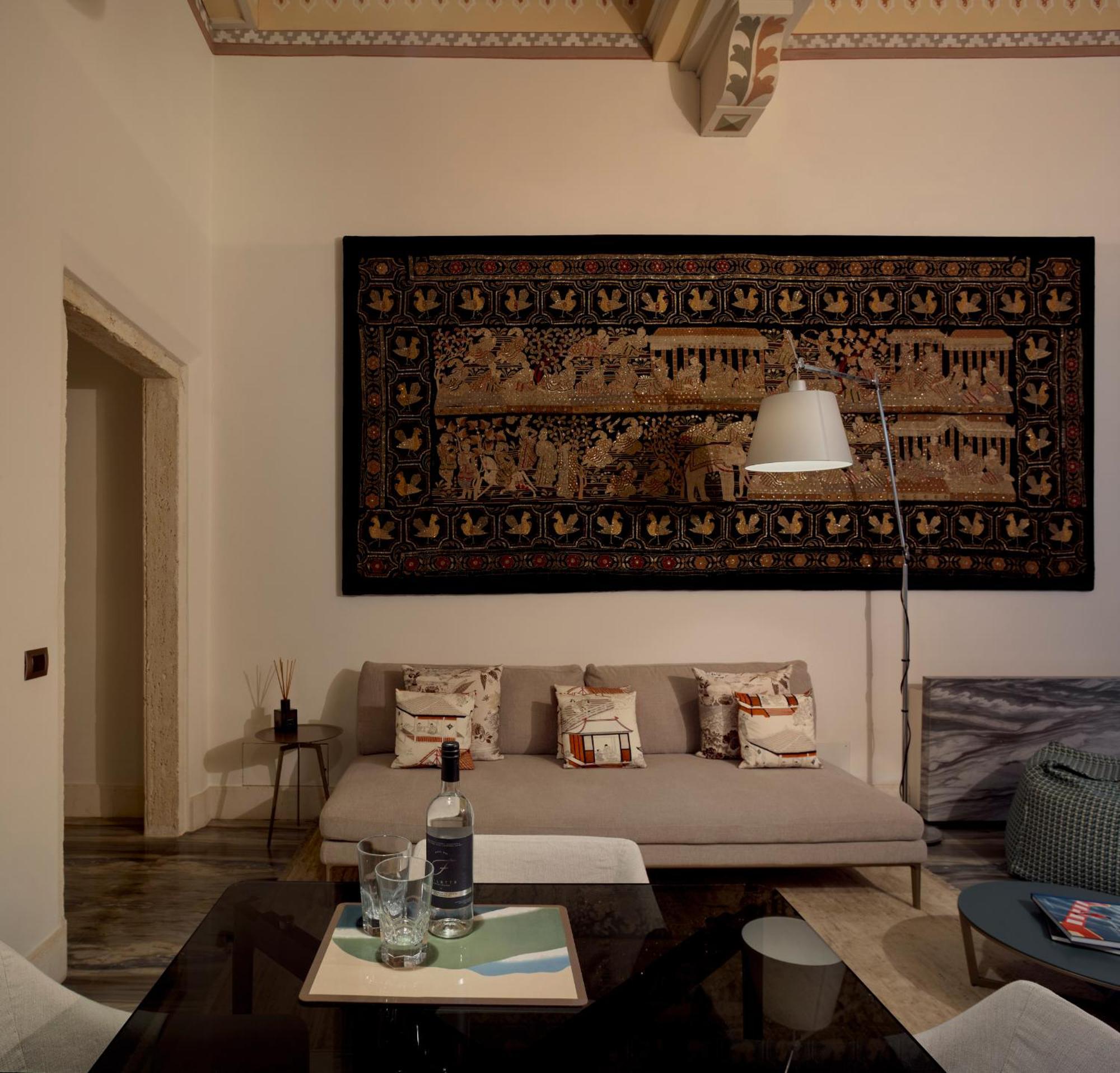 Palazzo Delle Pietre - Luxury Rome