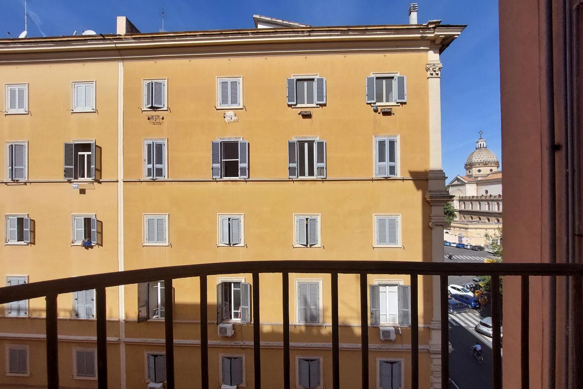 4bnb - Spacious Gracchi Apartment *
