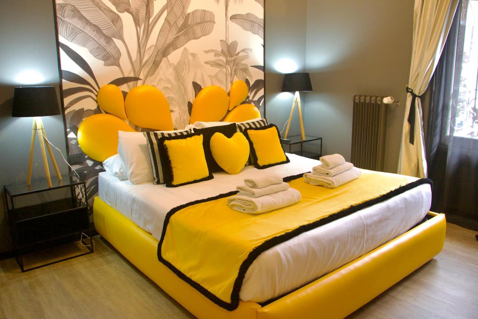 Guest house Xcross *