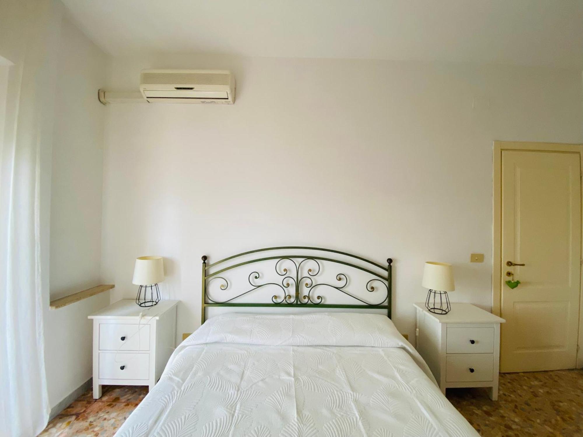 Interno 22 * Rome