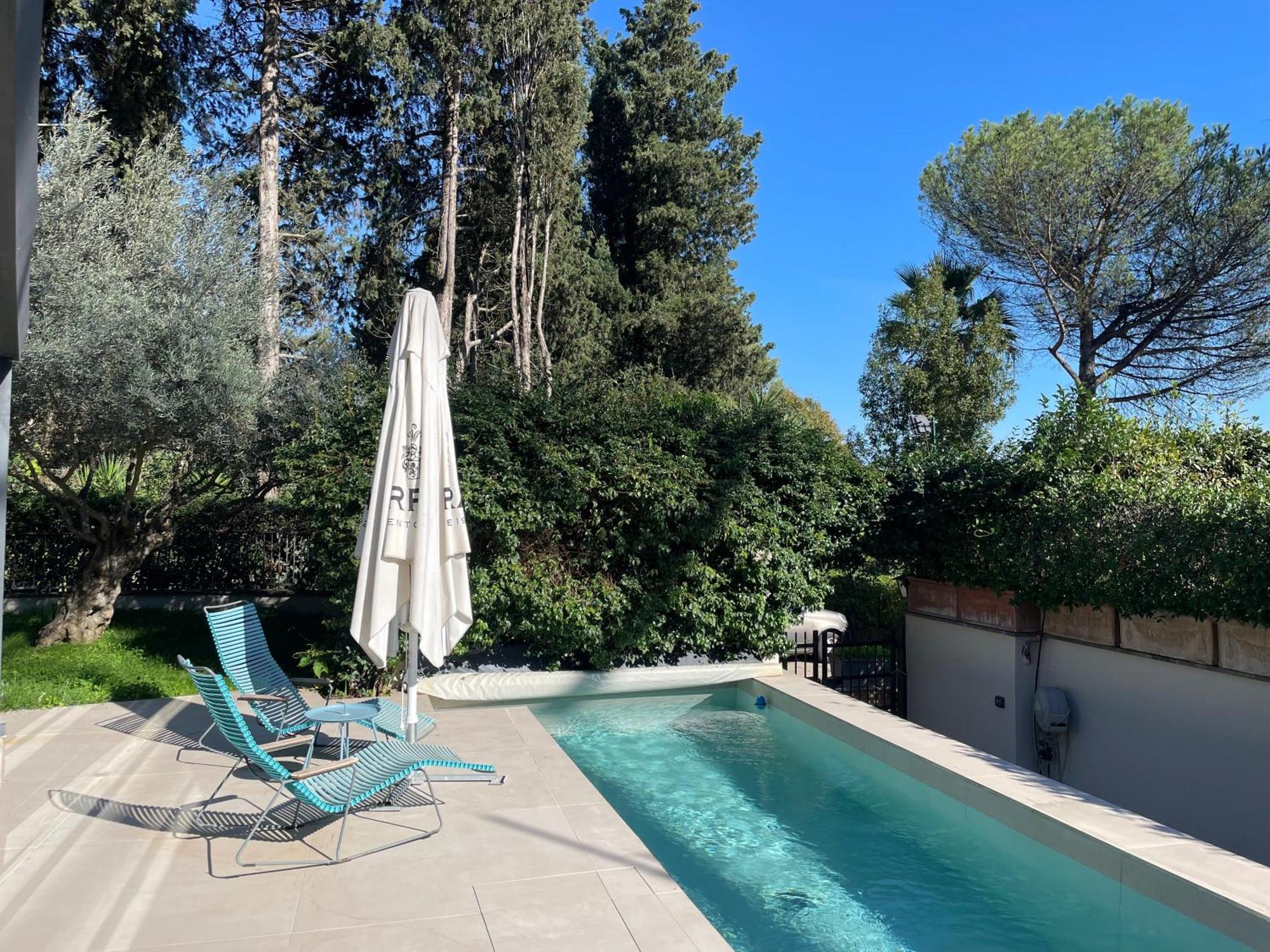 Modern Luxury Pool House * Rome
